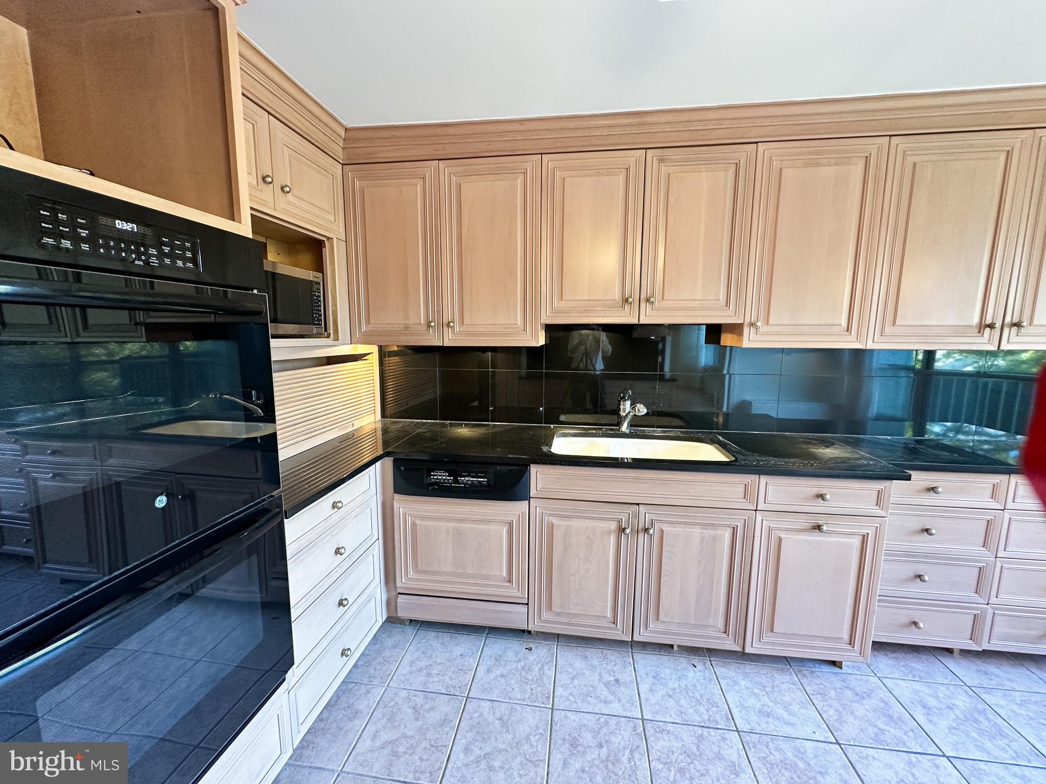 GREENHILL FARMS - Residential