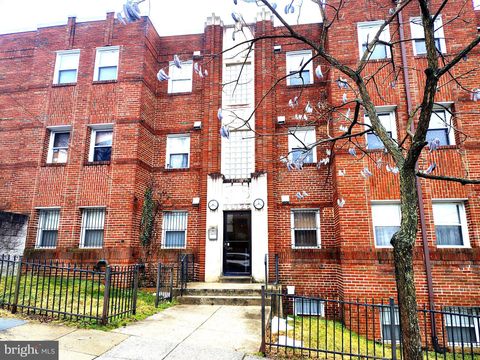 1800 28TH PLACE SE 201 WASHINGTON DC 20020