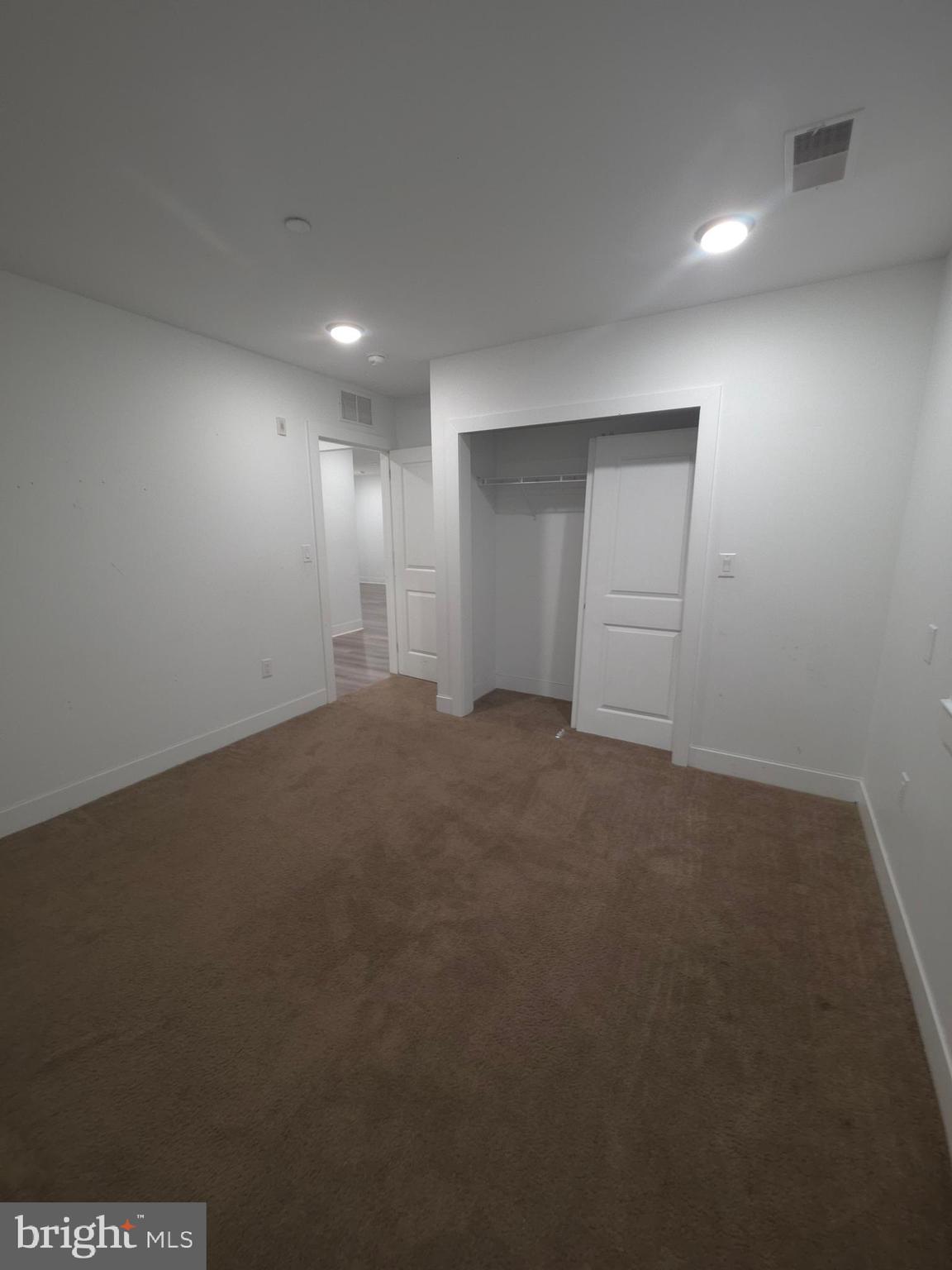 MANTUA - Residential Lease