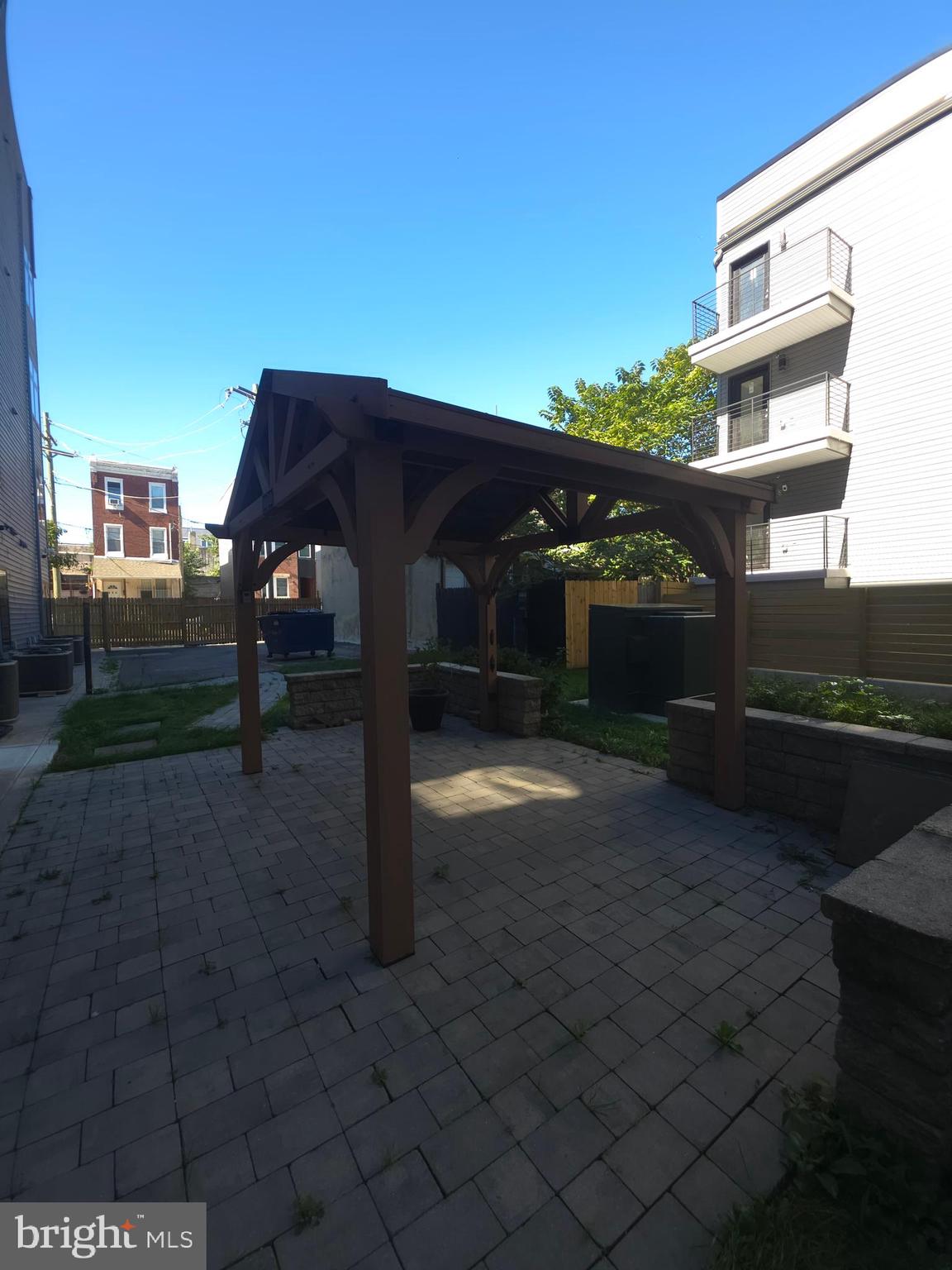 MANTUA - Residential Lease