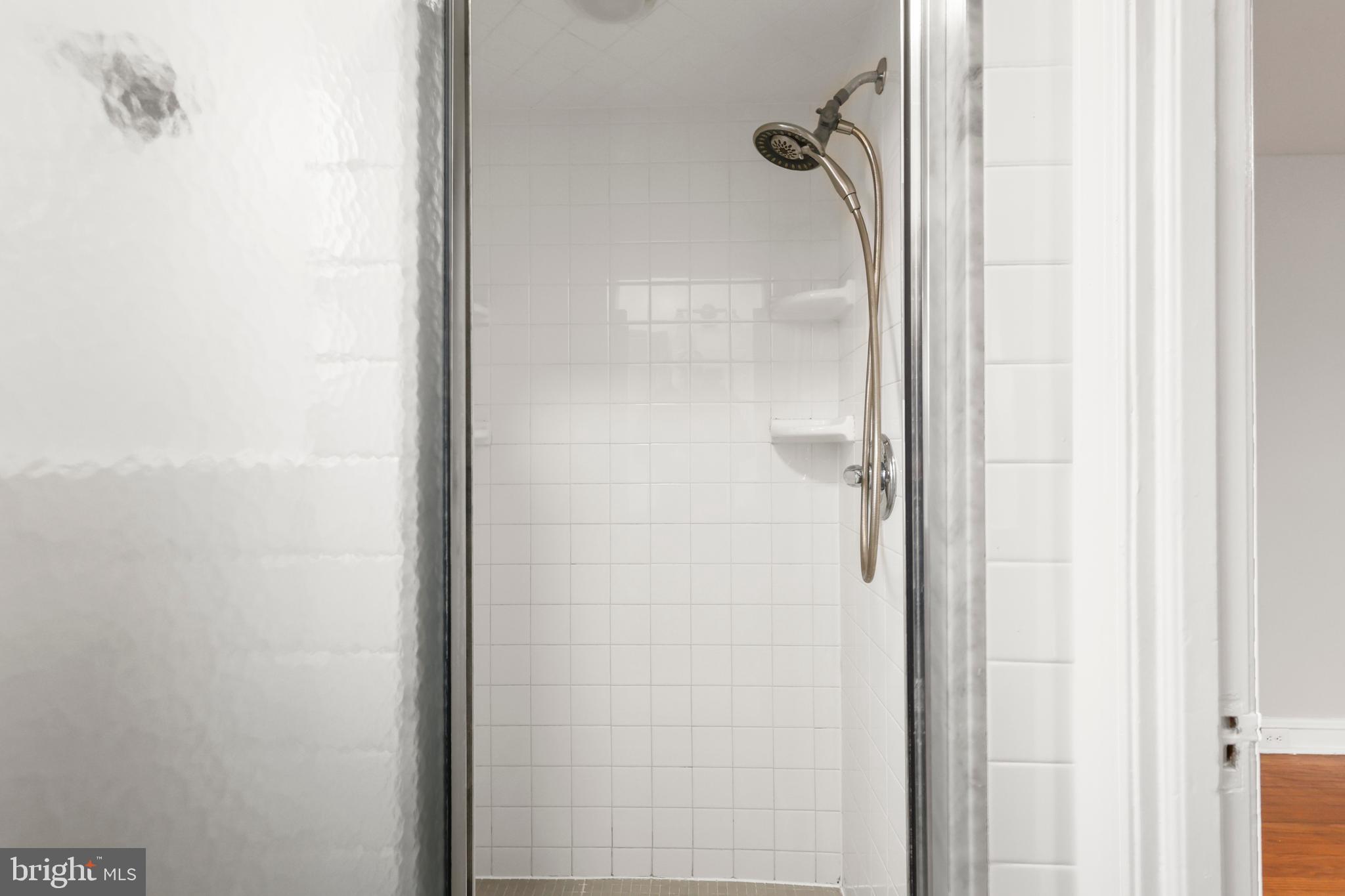 NORTHWOOD - Residential