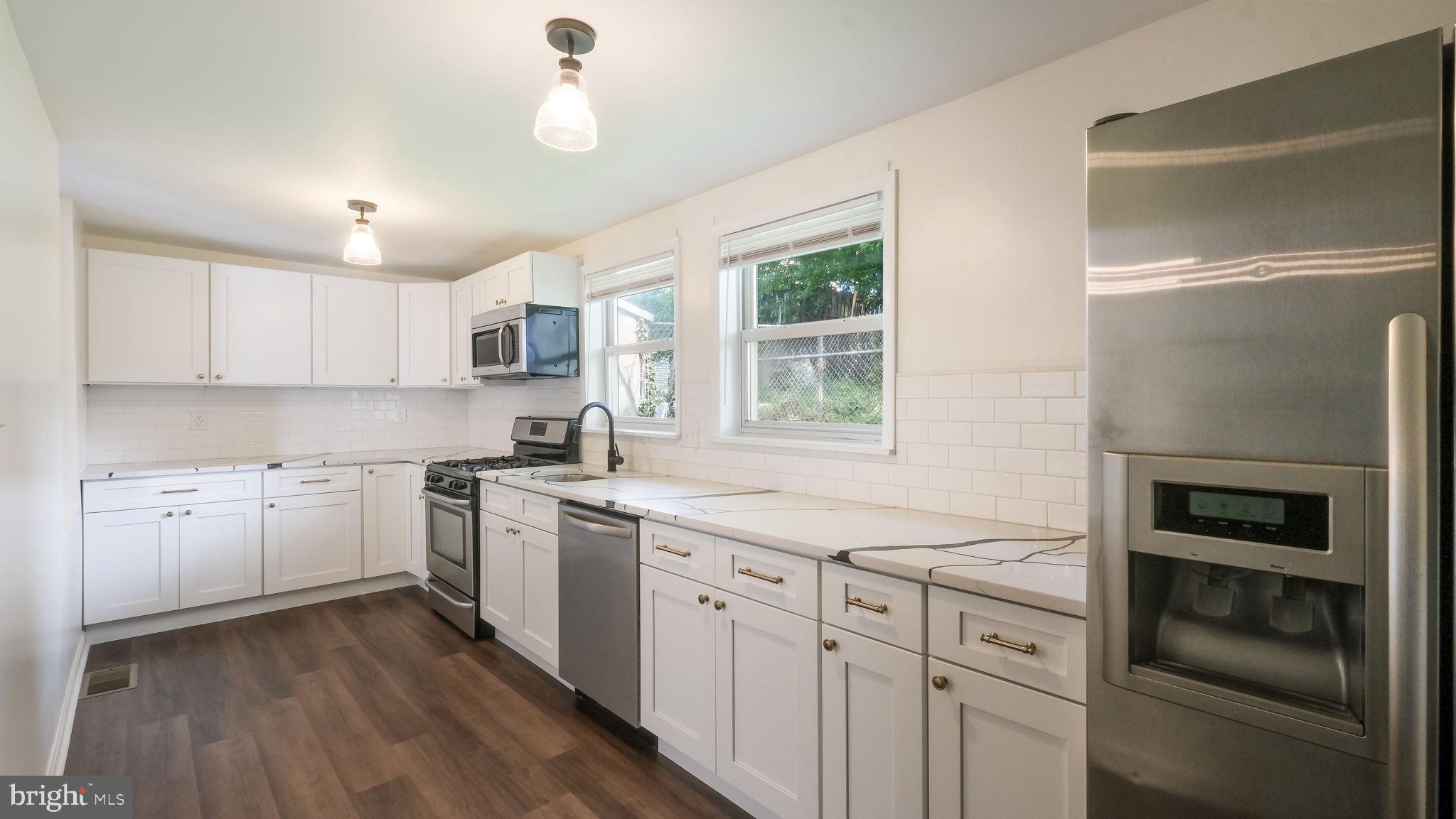 MANAYUNK - Residential