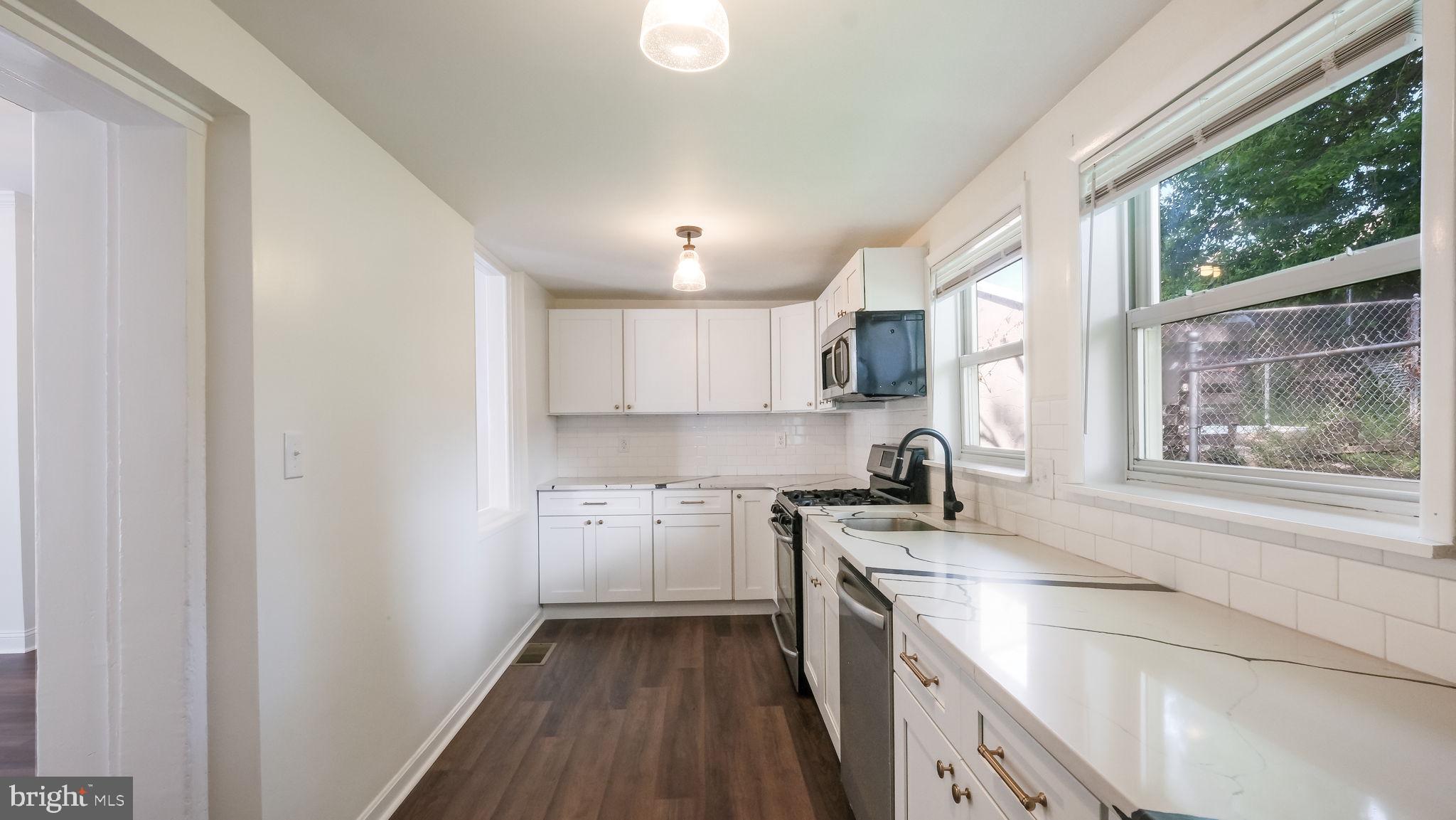 MANAYUNK - Residential