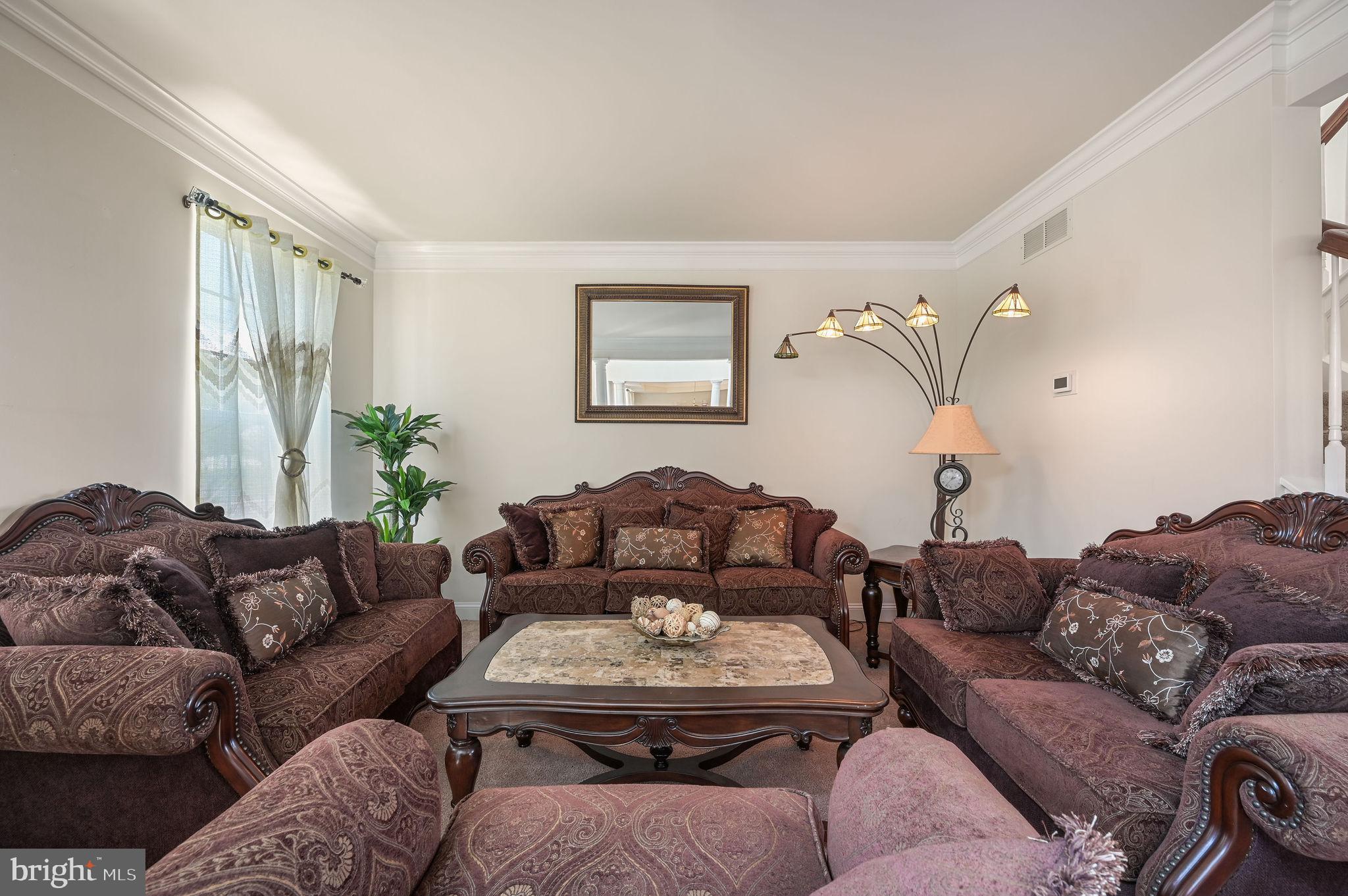 322 GRAYTON DRIVE