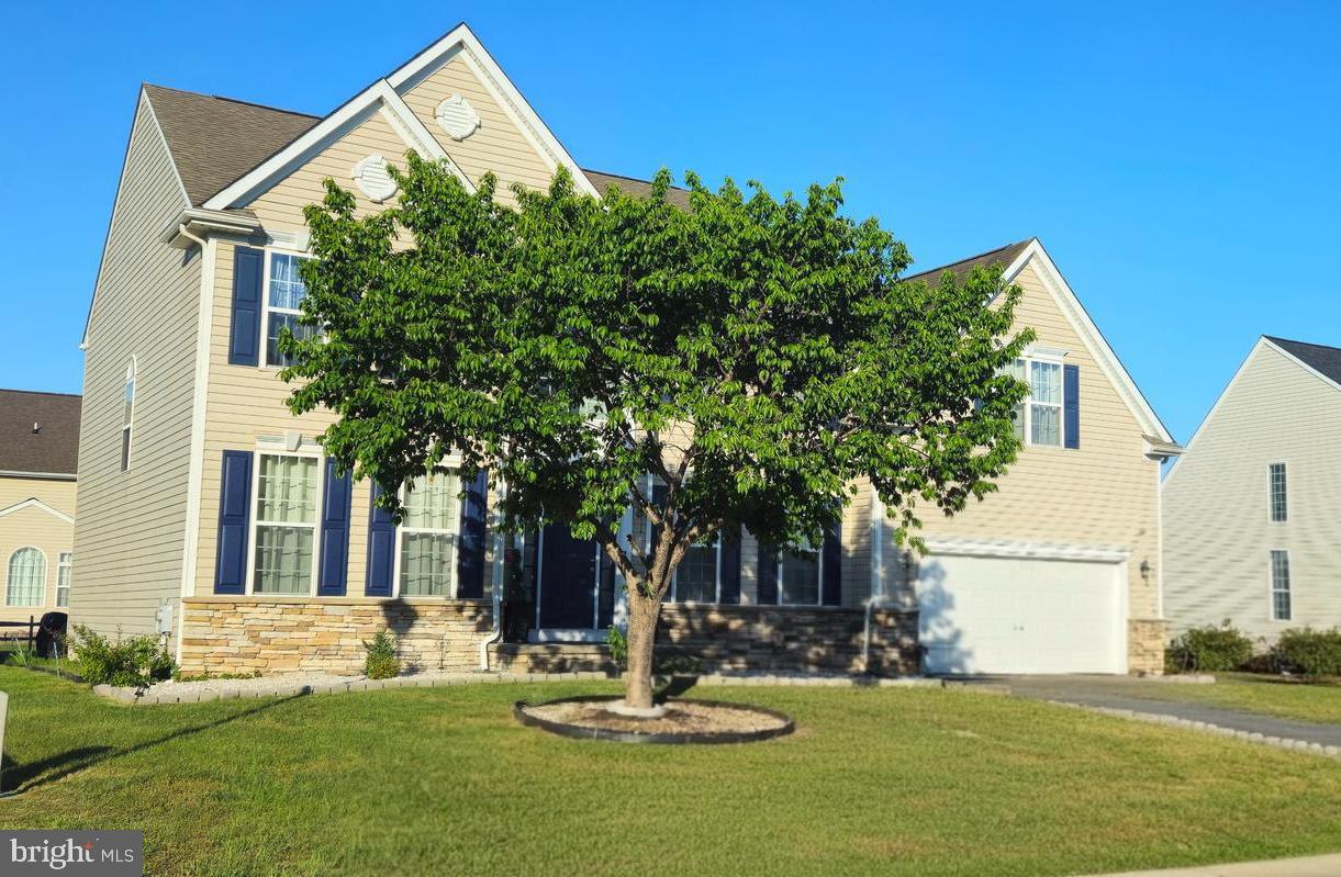 322 GRAYTON DRIVE