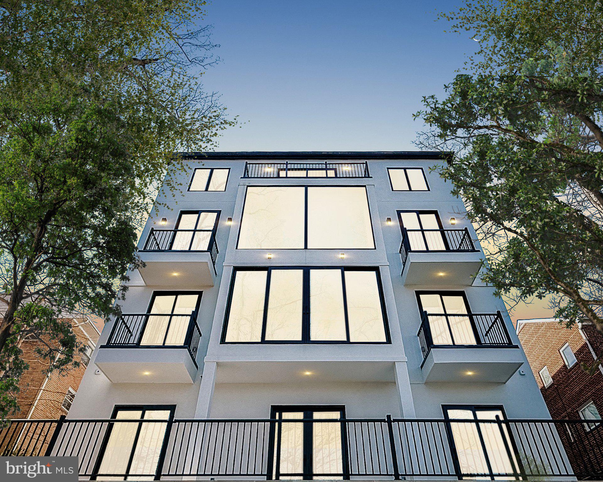 2321 N RICHMOND STREET