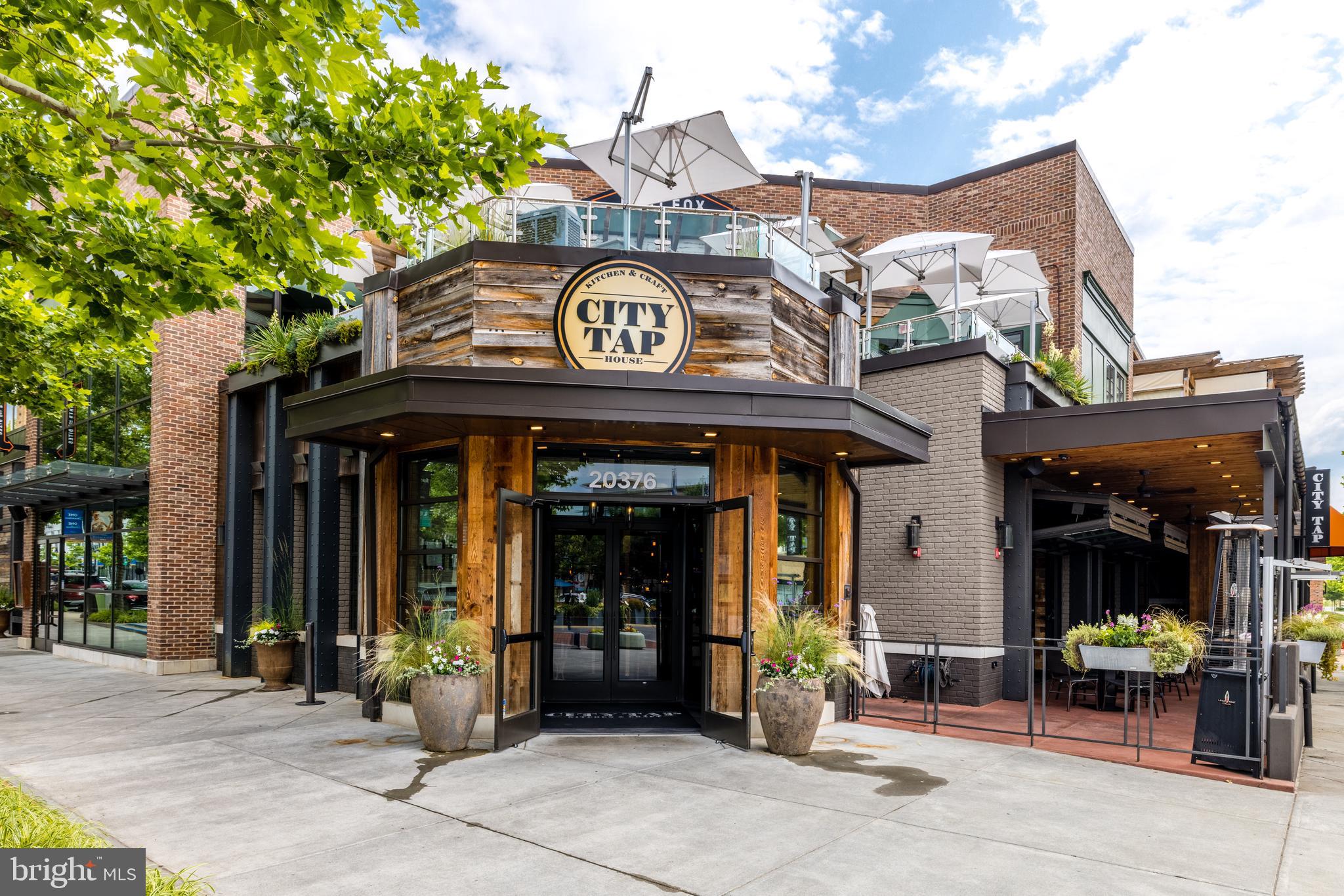 ONE LOUDOUN - Residential