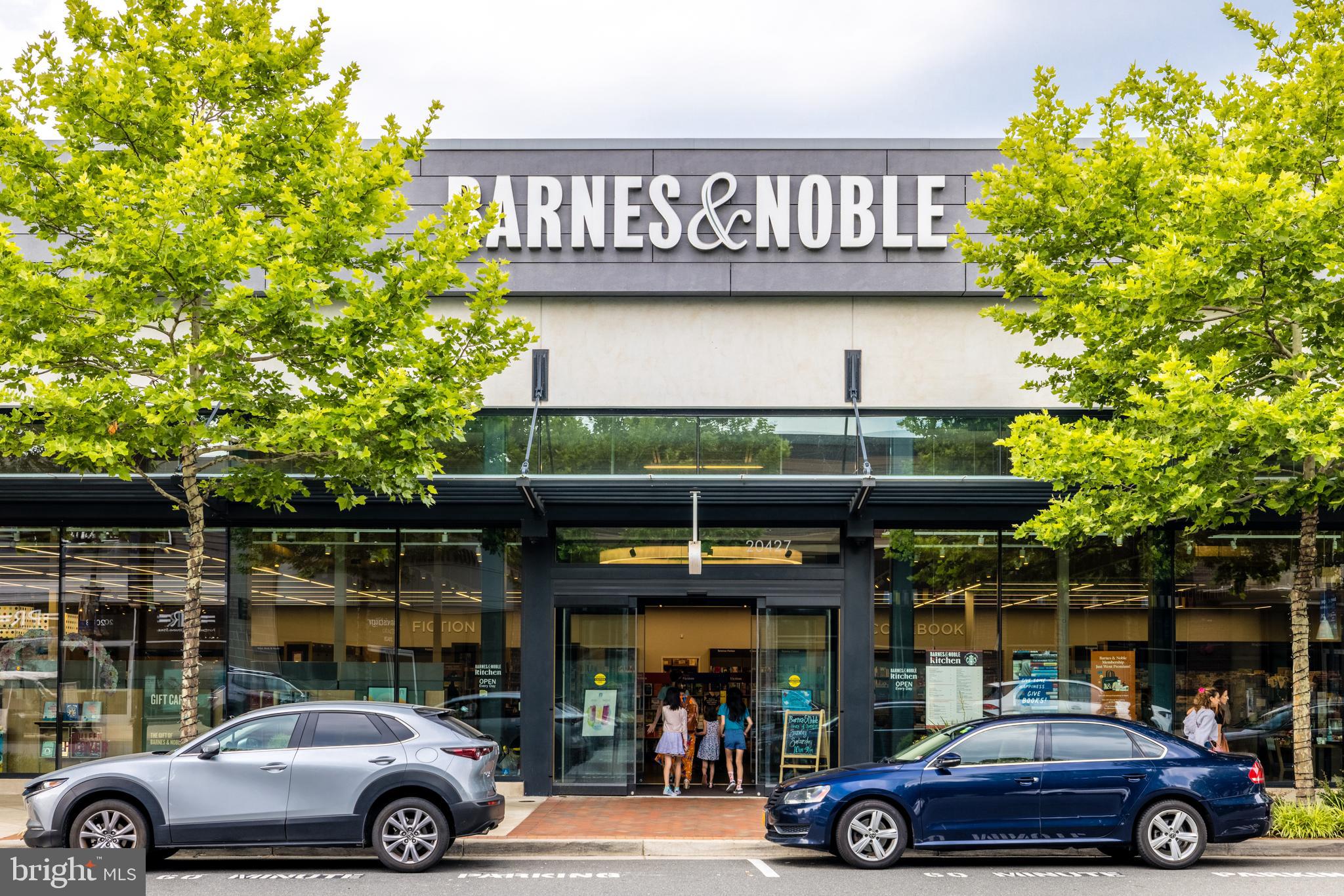 ONE LOUDOUN - Residential