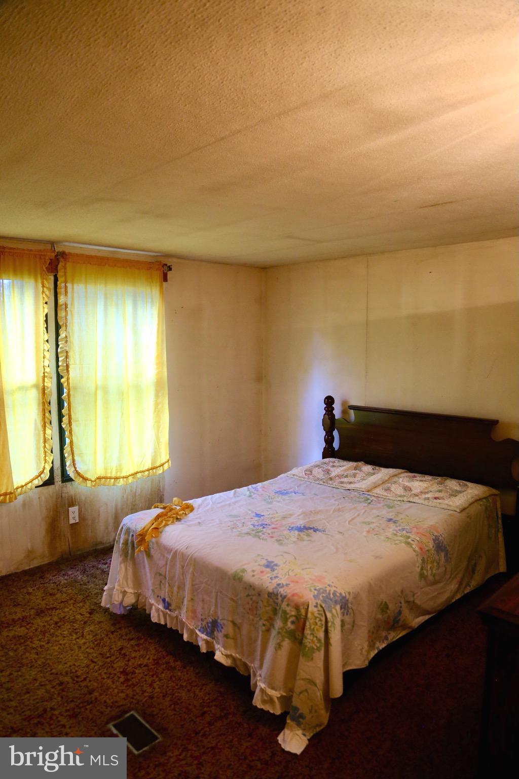 NONE UNRESTRICTED - Residential