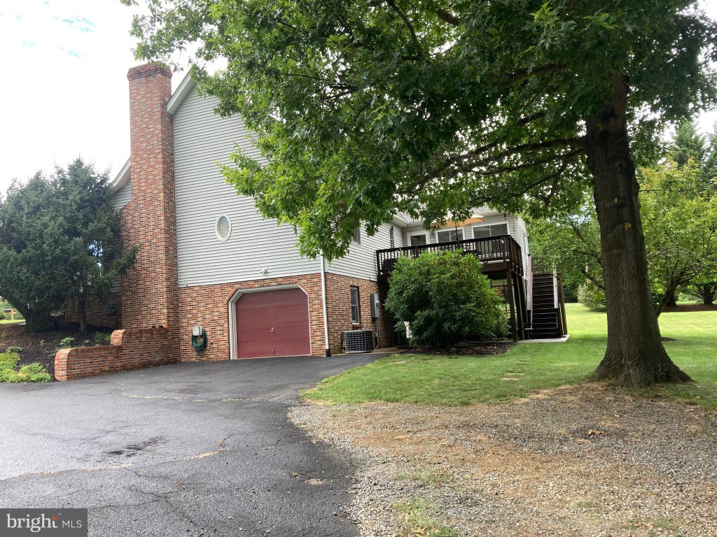 Photo of 36 Spring Court, WAYNESBORO, VA 22980 (MLS # VAAG2002808)