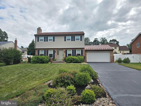 Photo of 84 Scenic Drive, Denver, PA 17517 (MLS # PALA2053878)