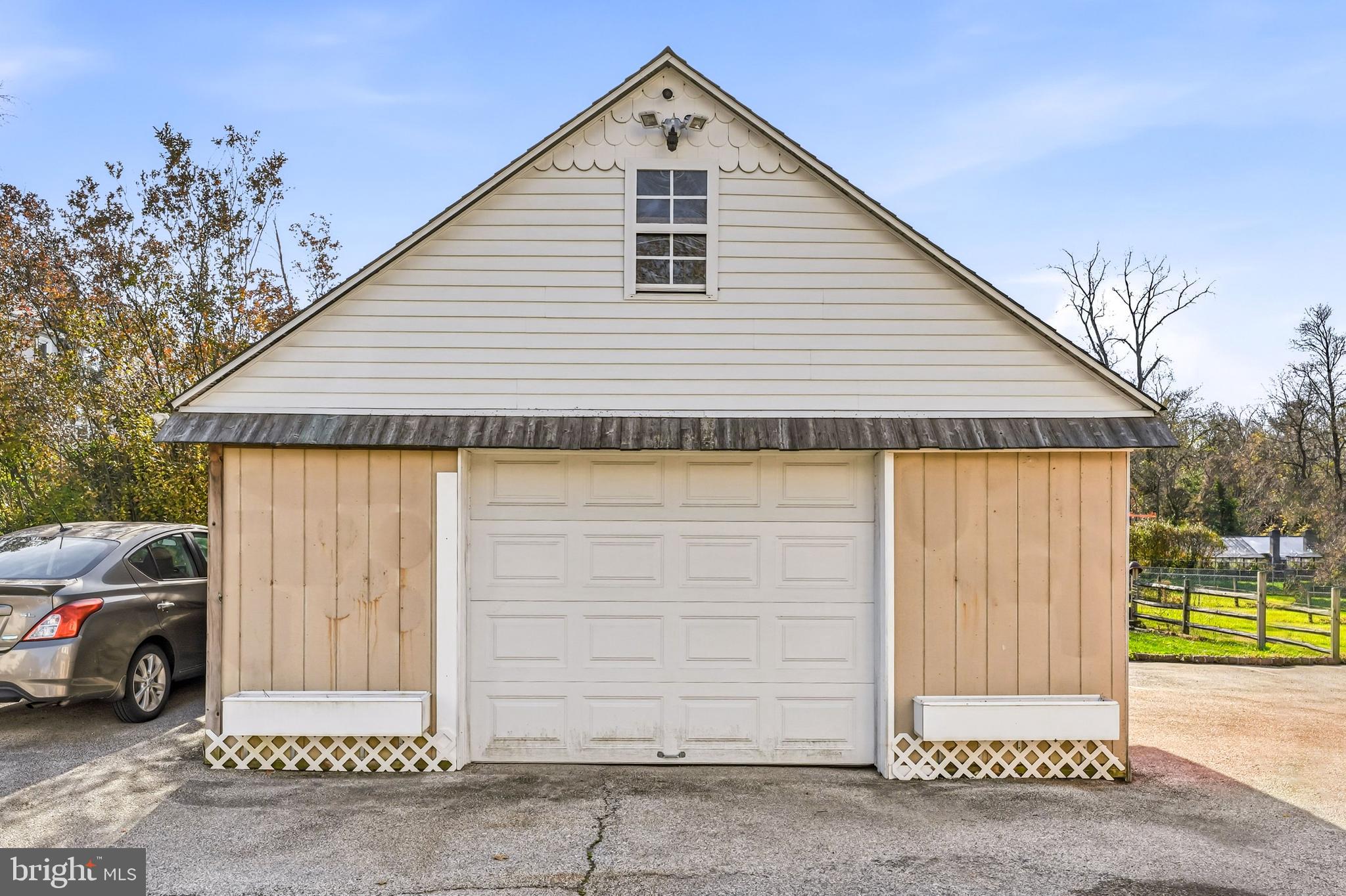 WEST WAYNE - Residential