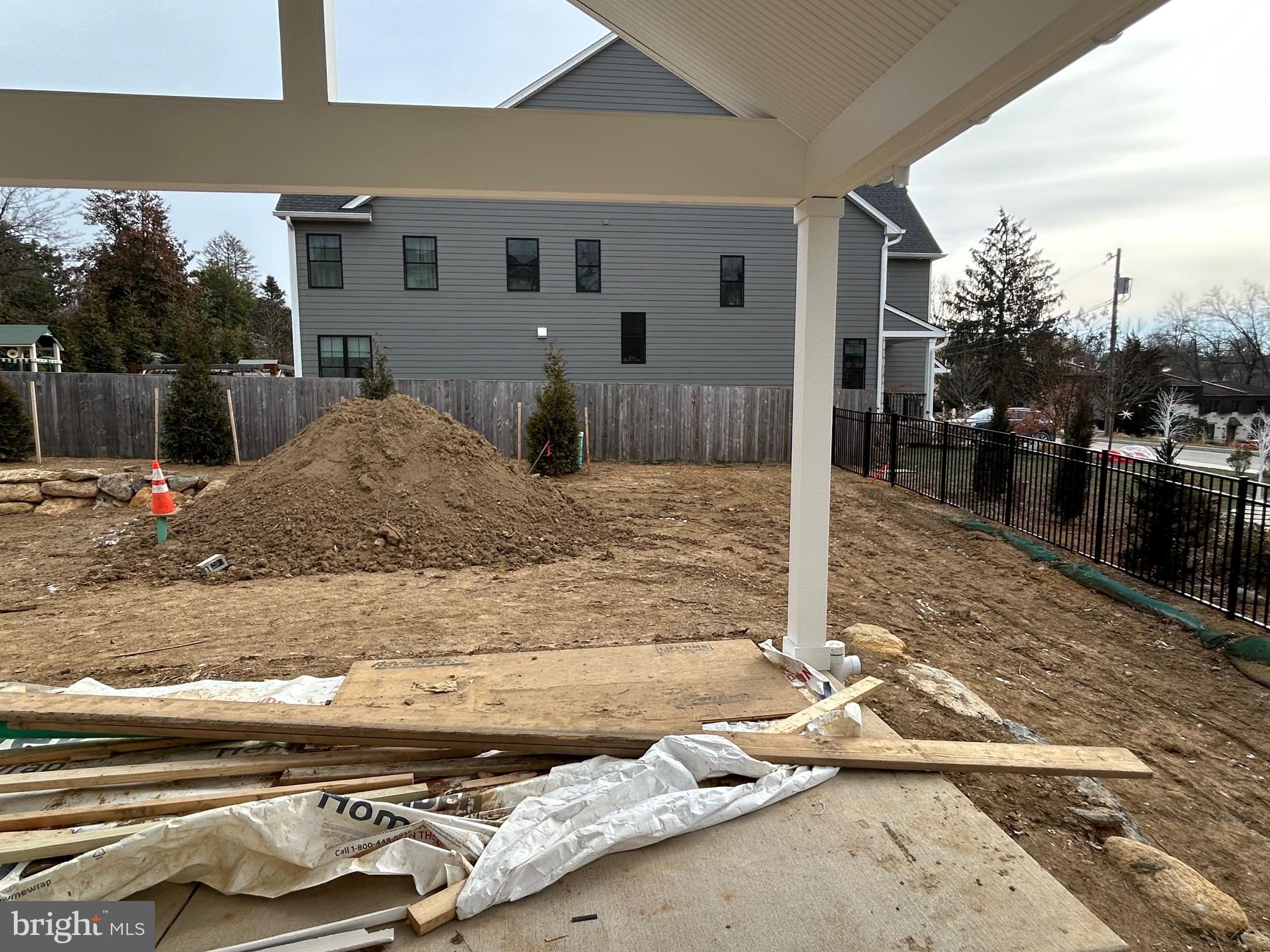 MEDIA WALK AT 6TH - Residential