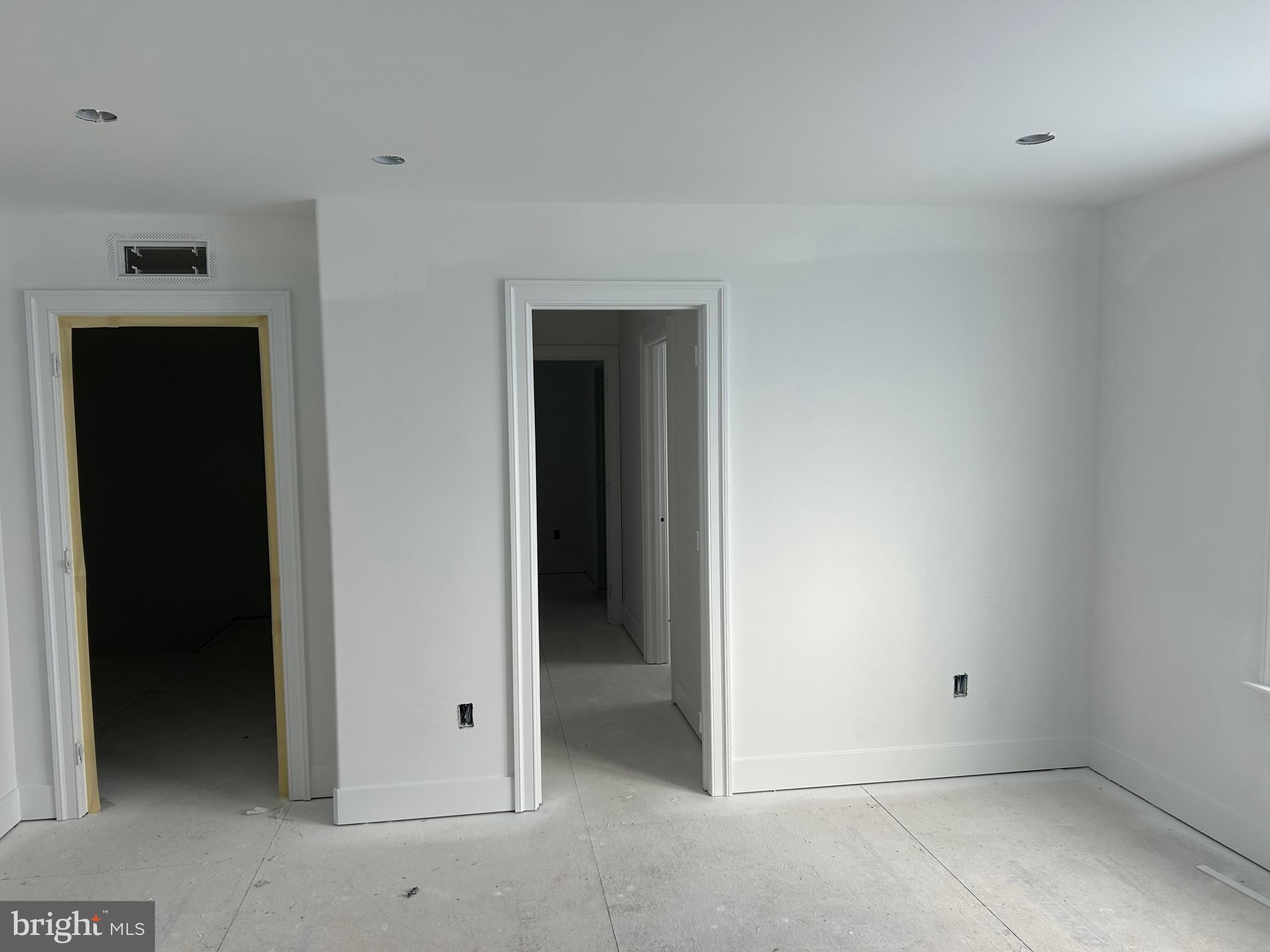 MEDIA WALK AT 6TH - Residential