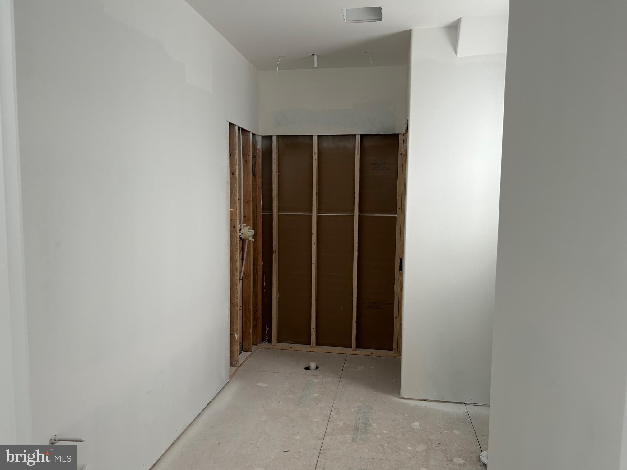 MEDIA WALK AT 6TH - Residential