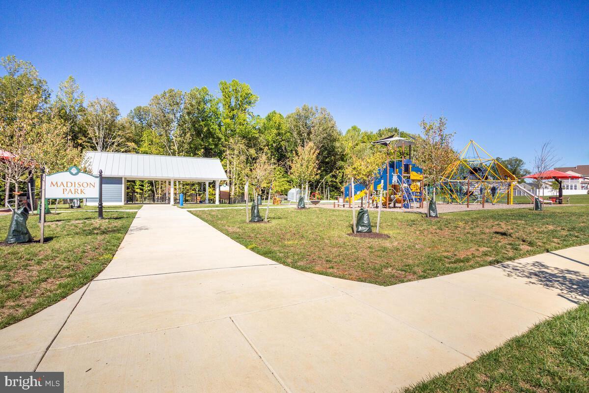 VILLAGES OF SAVANNAH - Residential