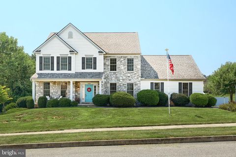 4220 PEACH ORCHARD HOLLOW YORK PA 17402