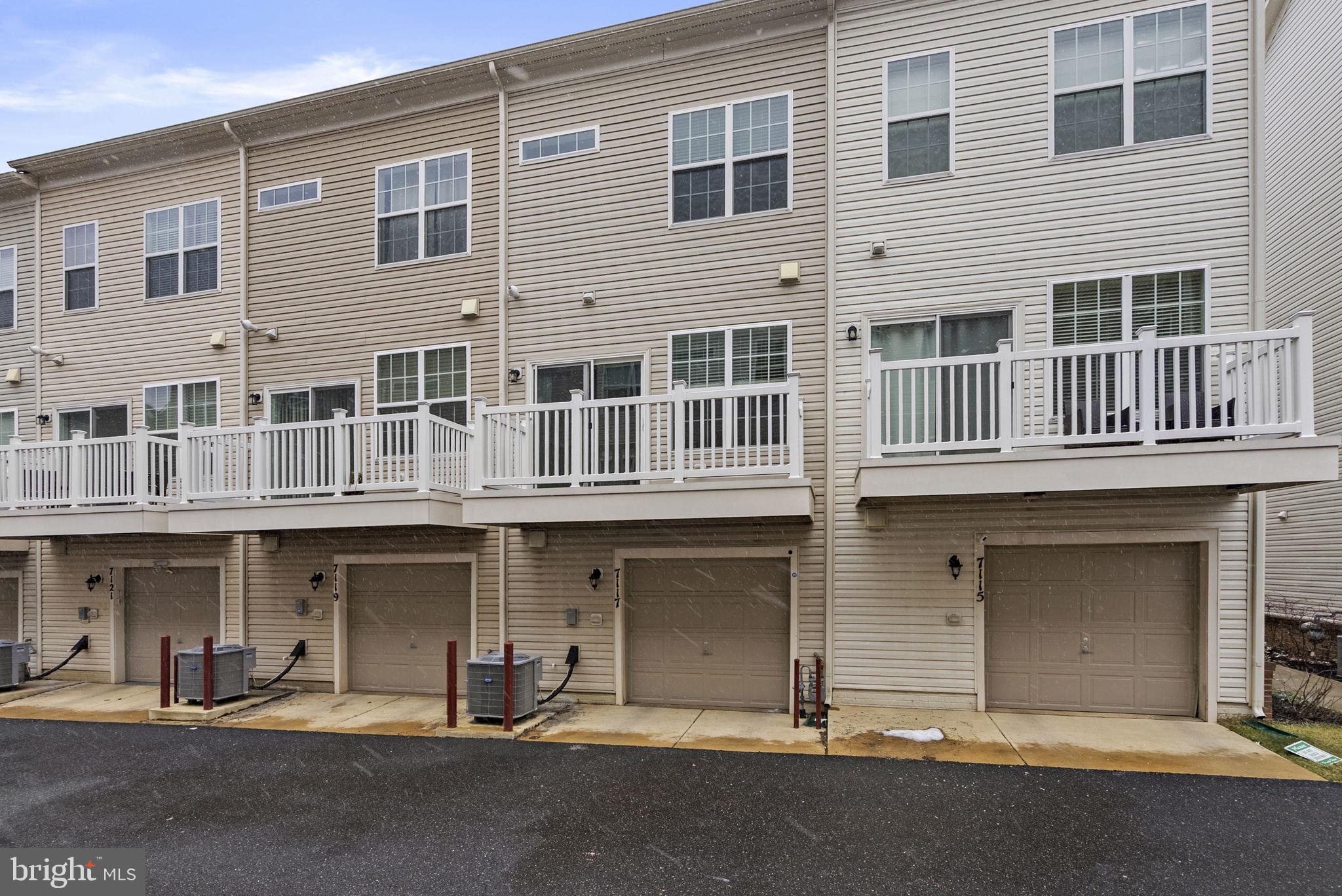 BRICK YARD STATION - Residential