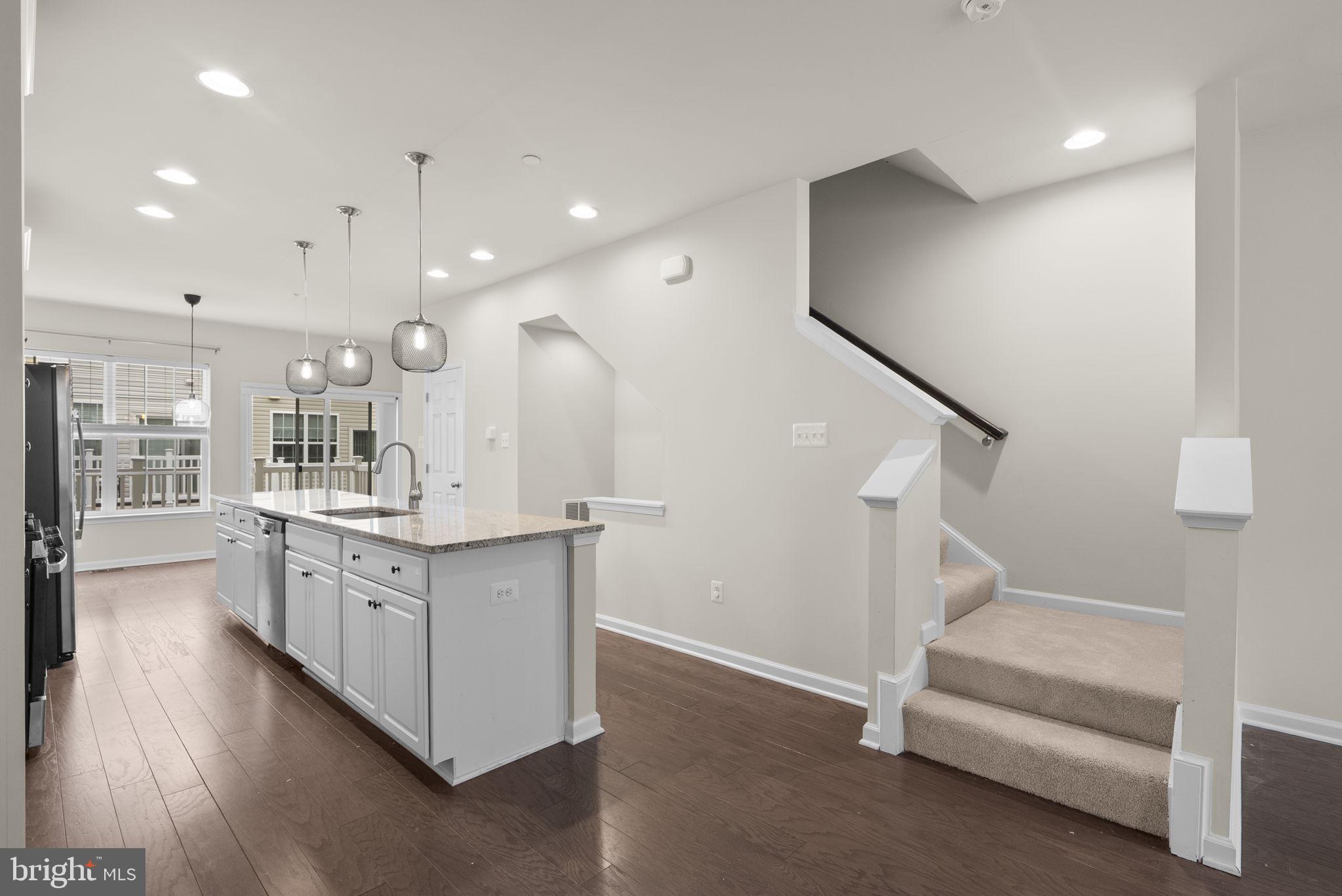 BRICK YARD STATION - Residential