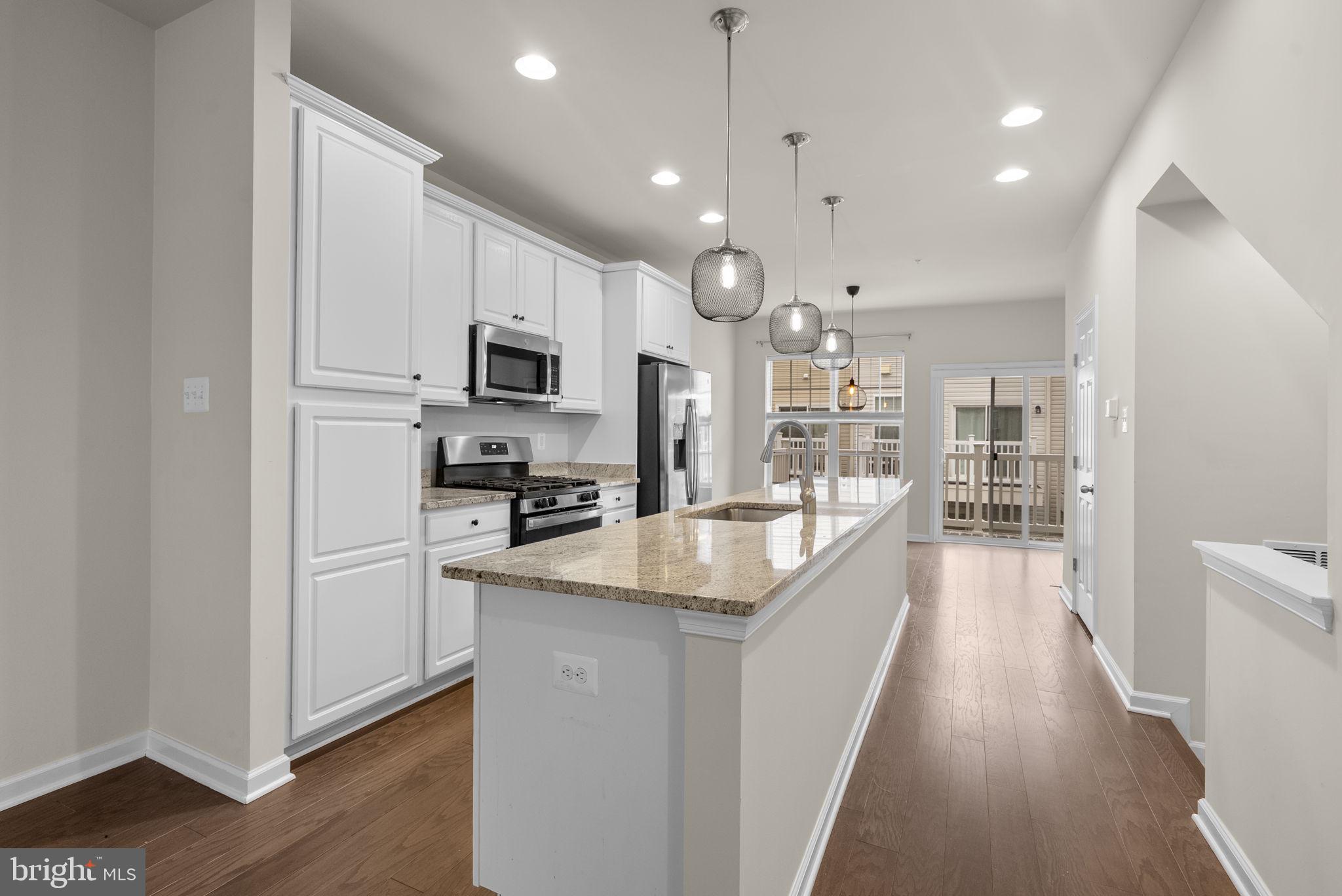 BRICK YARD STATION - Residential