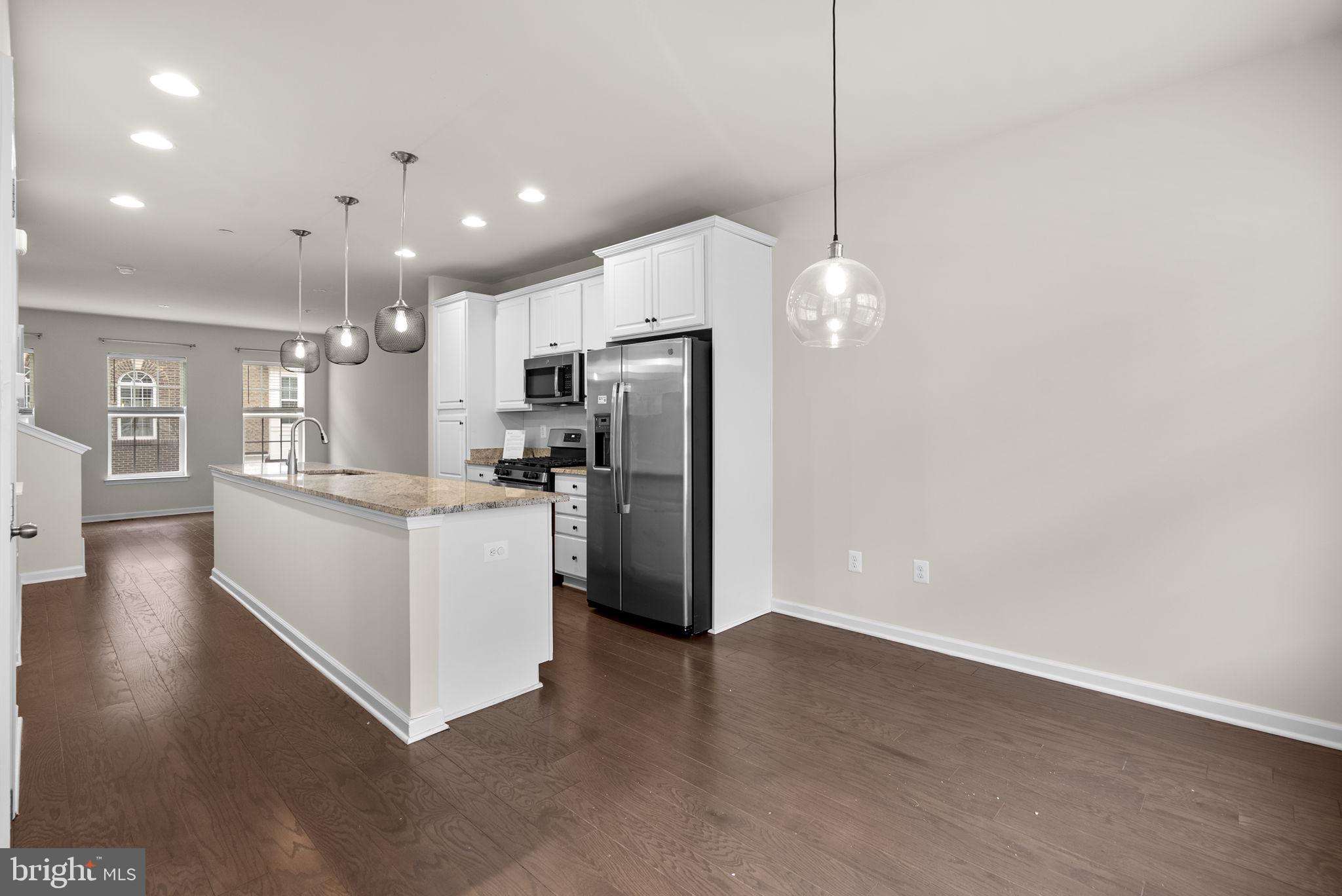 BRICK YARD STATION - Residential