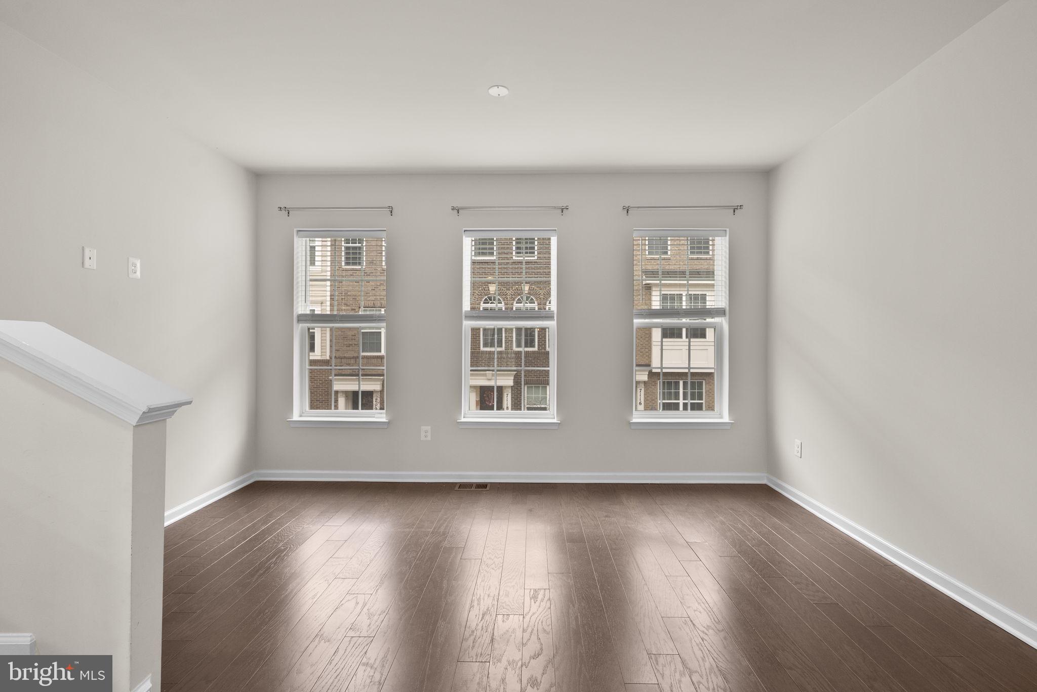 BRICK YARD STATION - Residential