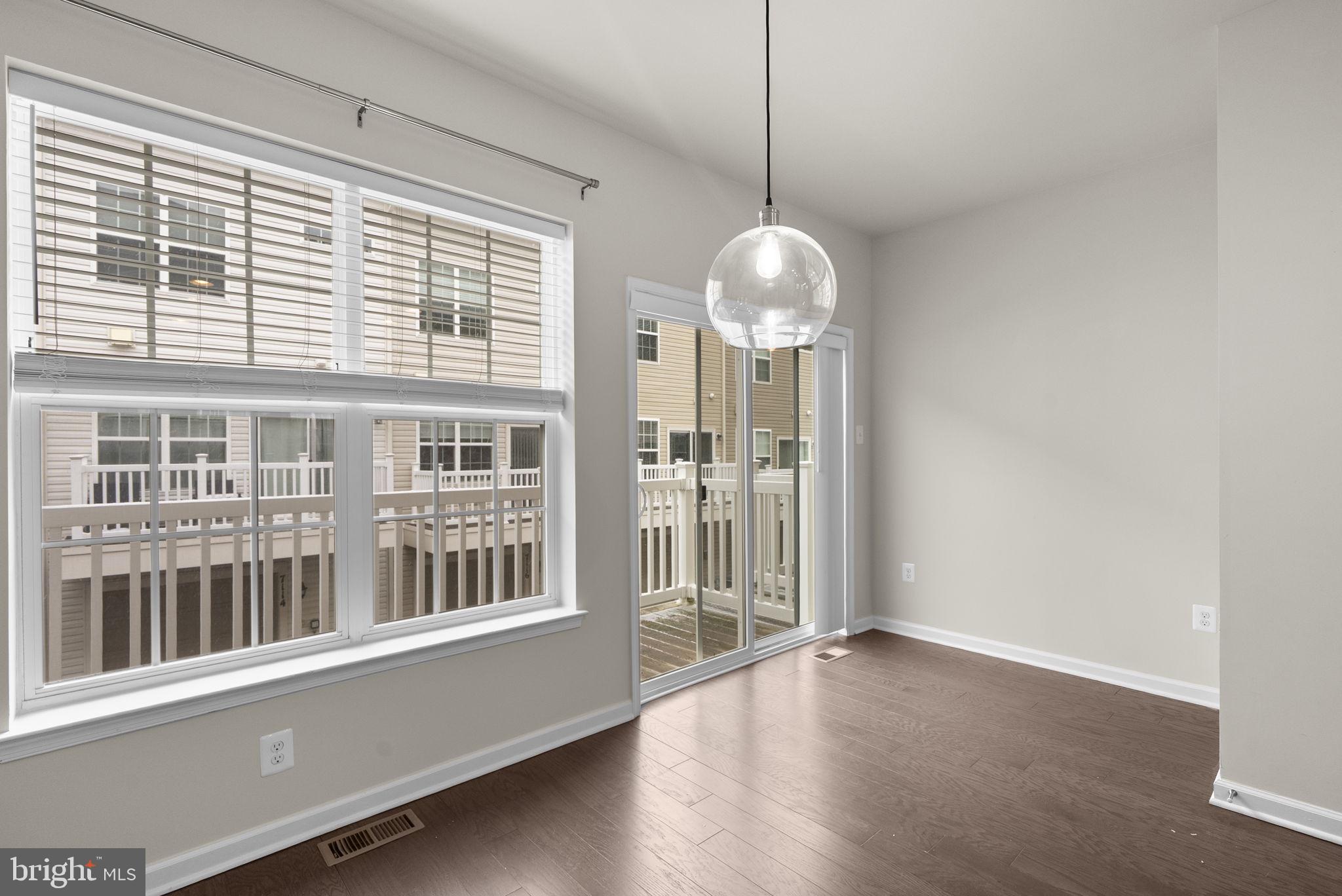 BRICK YARD STATION - Residential