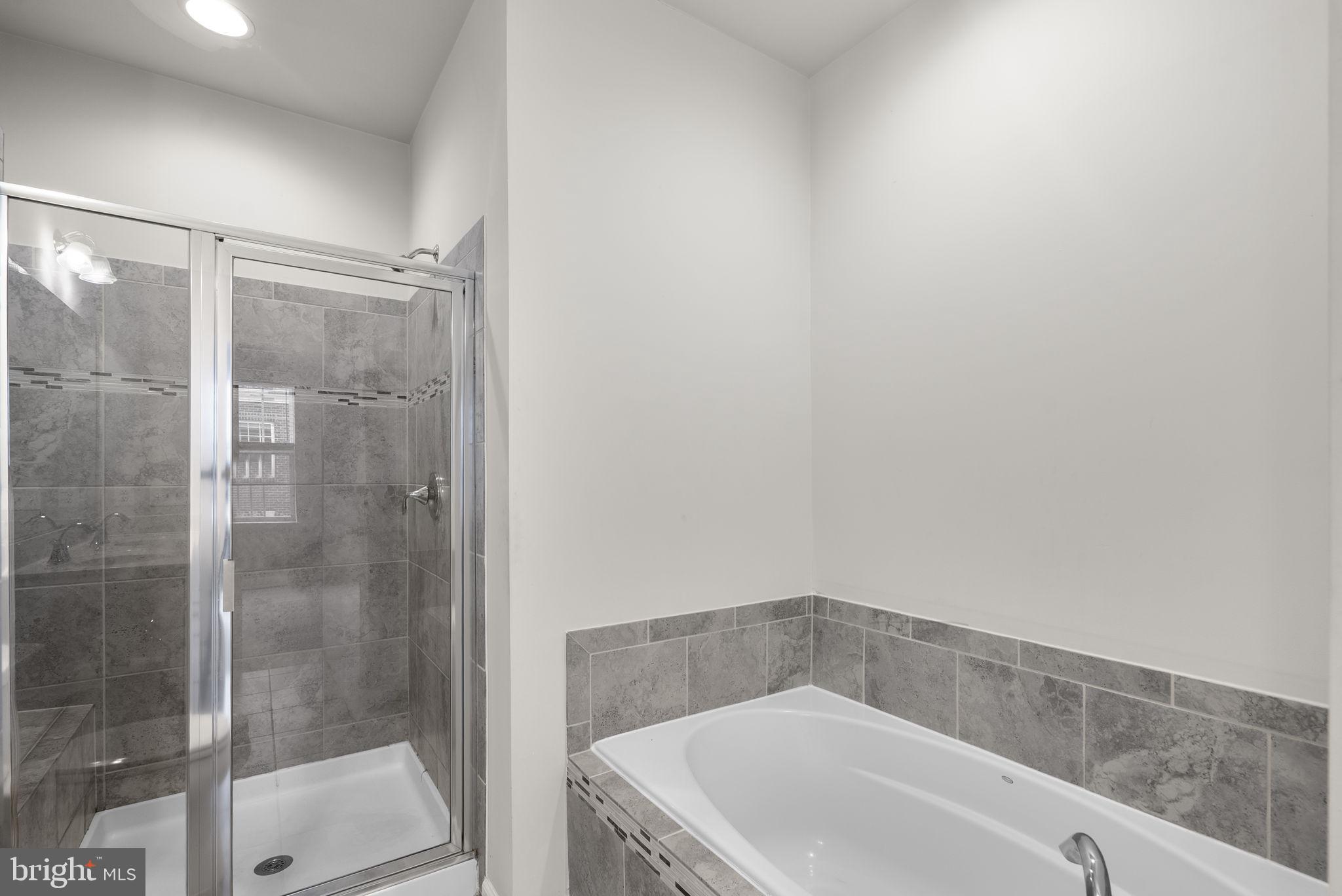 BRICK YARD STATION - Residential