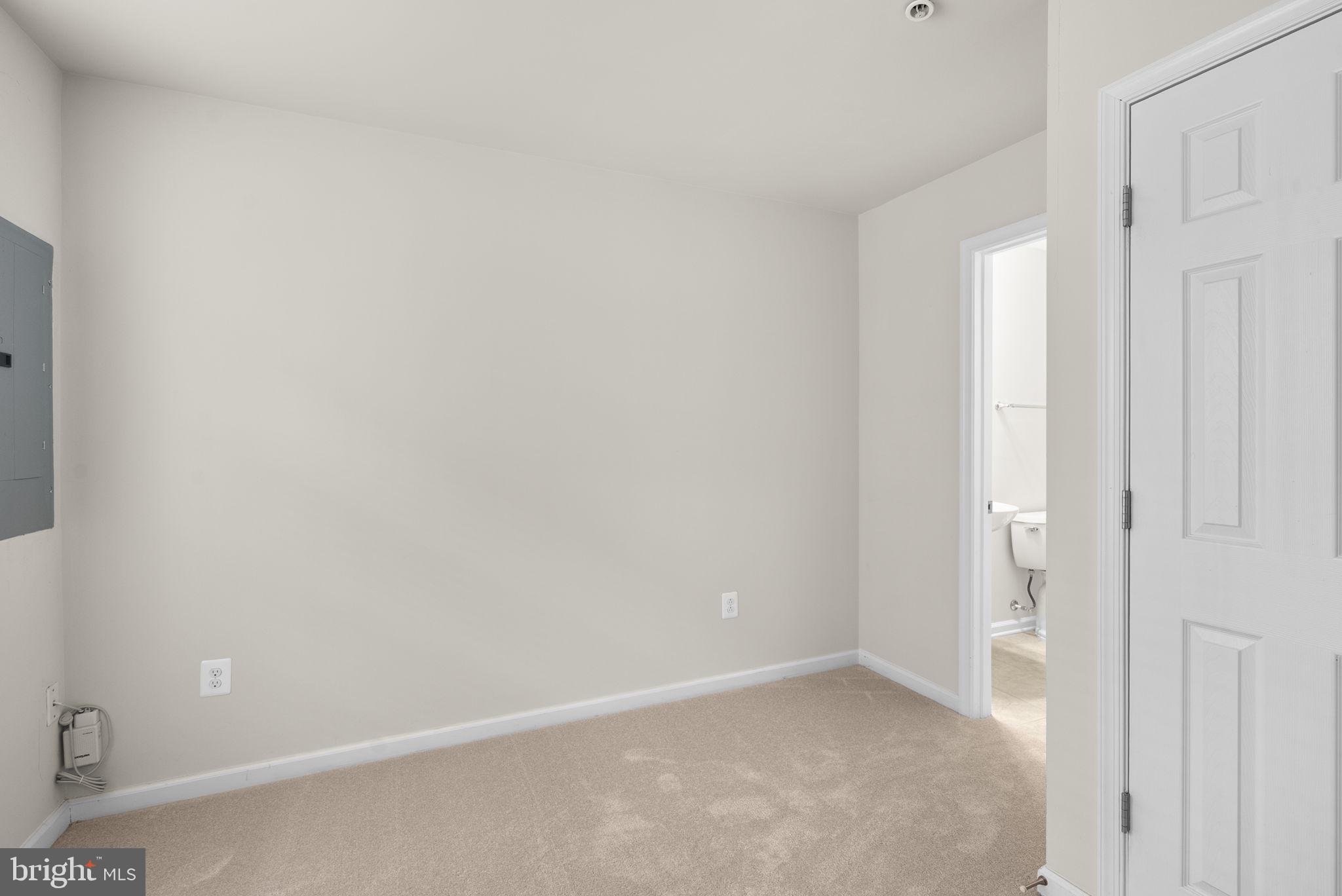 BRICK YARD STATION - Residential