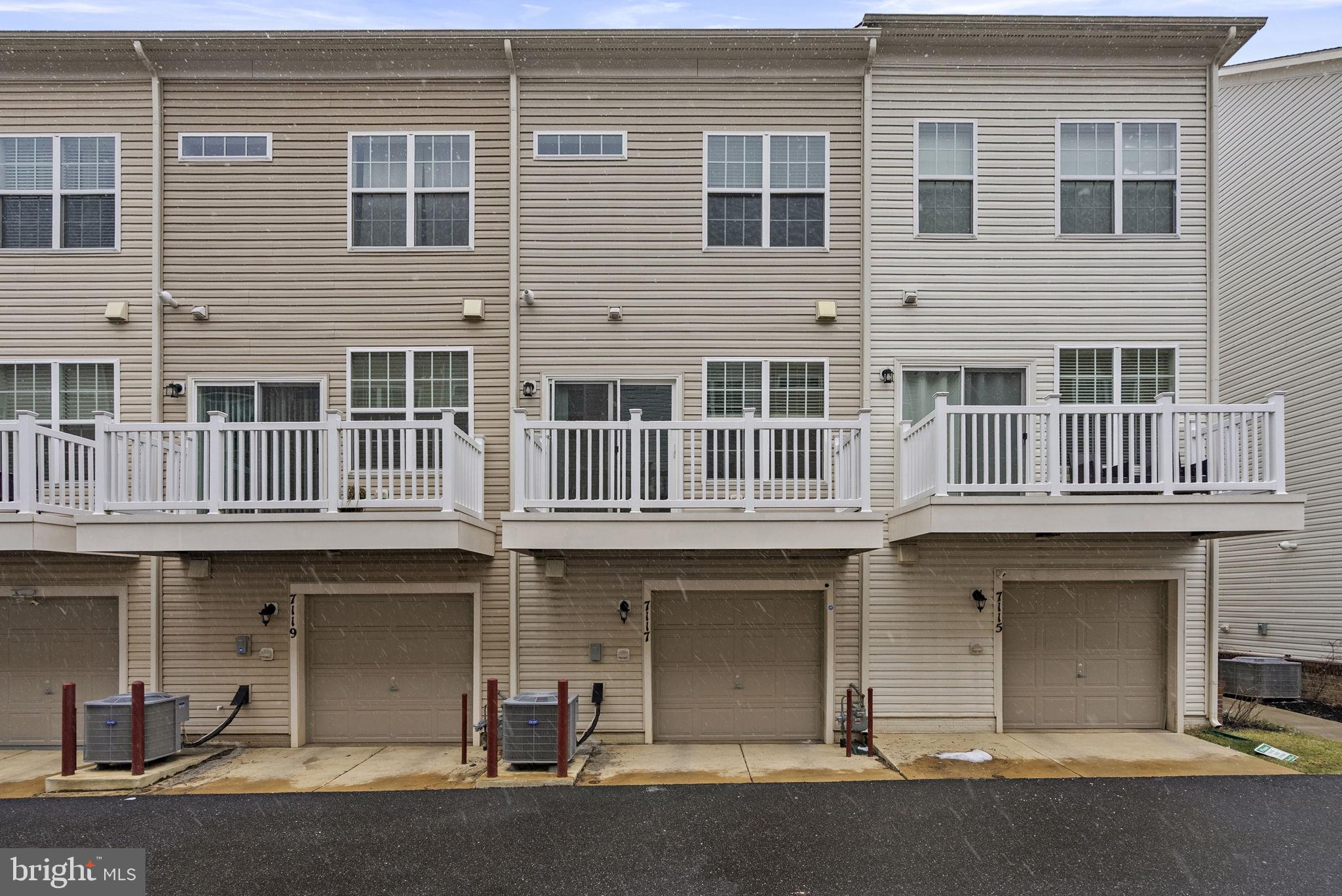 BRICK YARD STATION - Residential