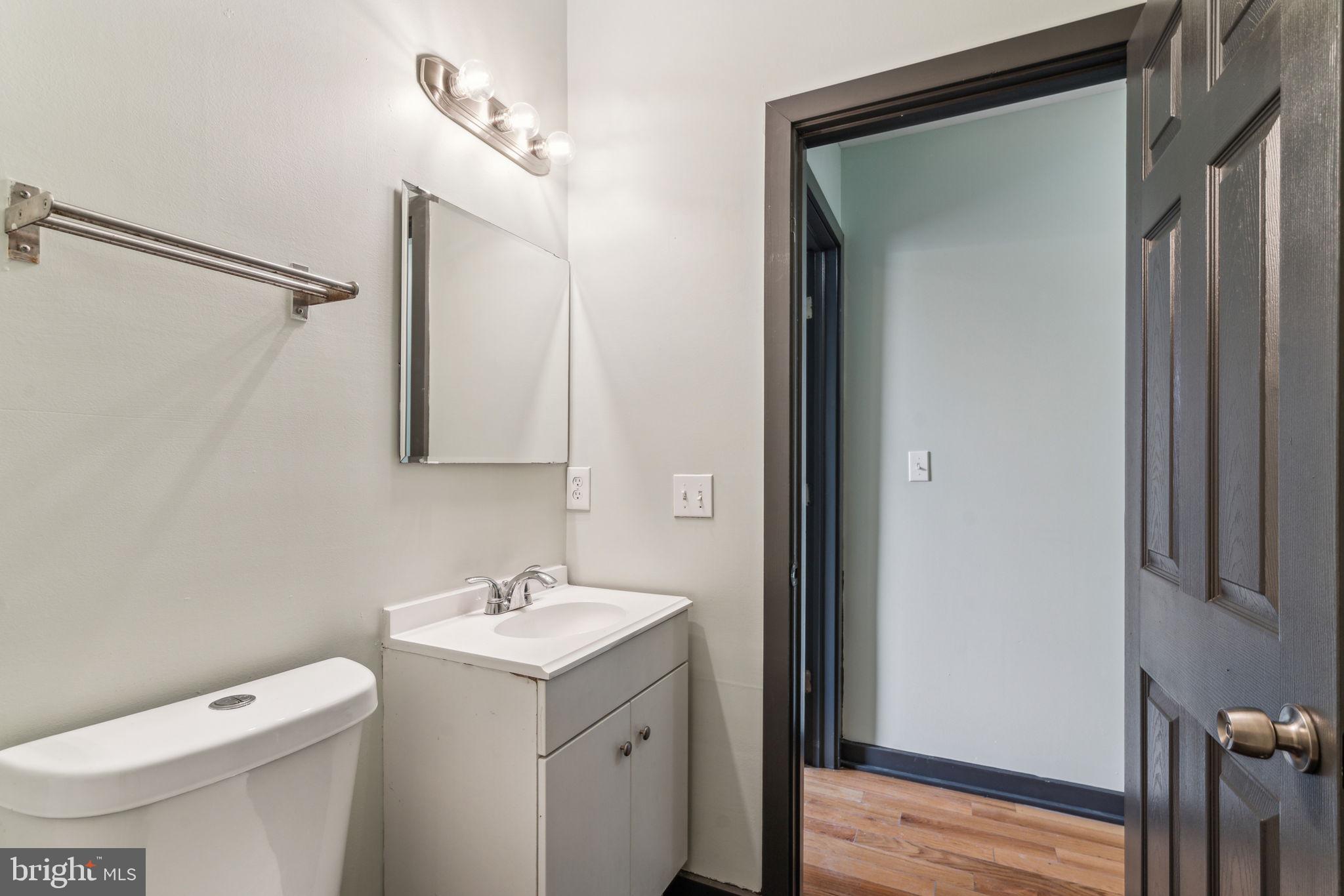 TEMPLE UNIVERSITY - Residential Lease