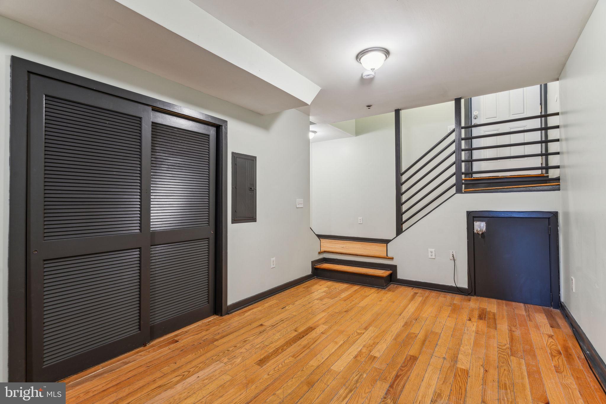 TEMPLE UNIVERSITY - Residential Lease