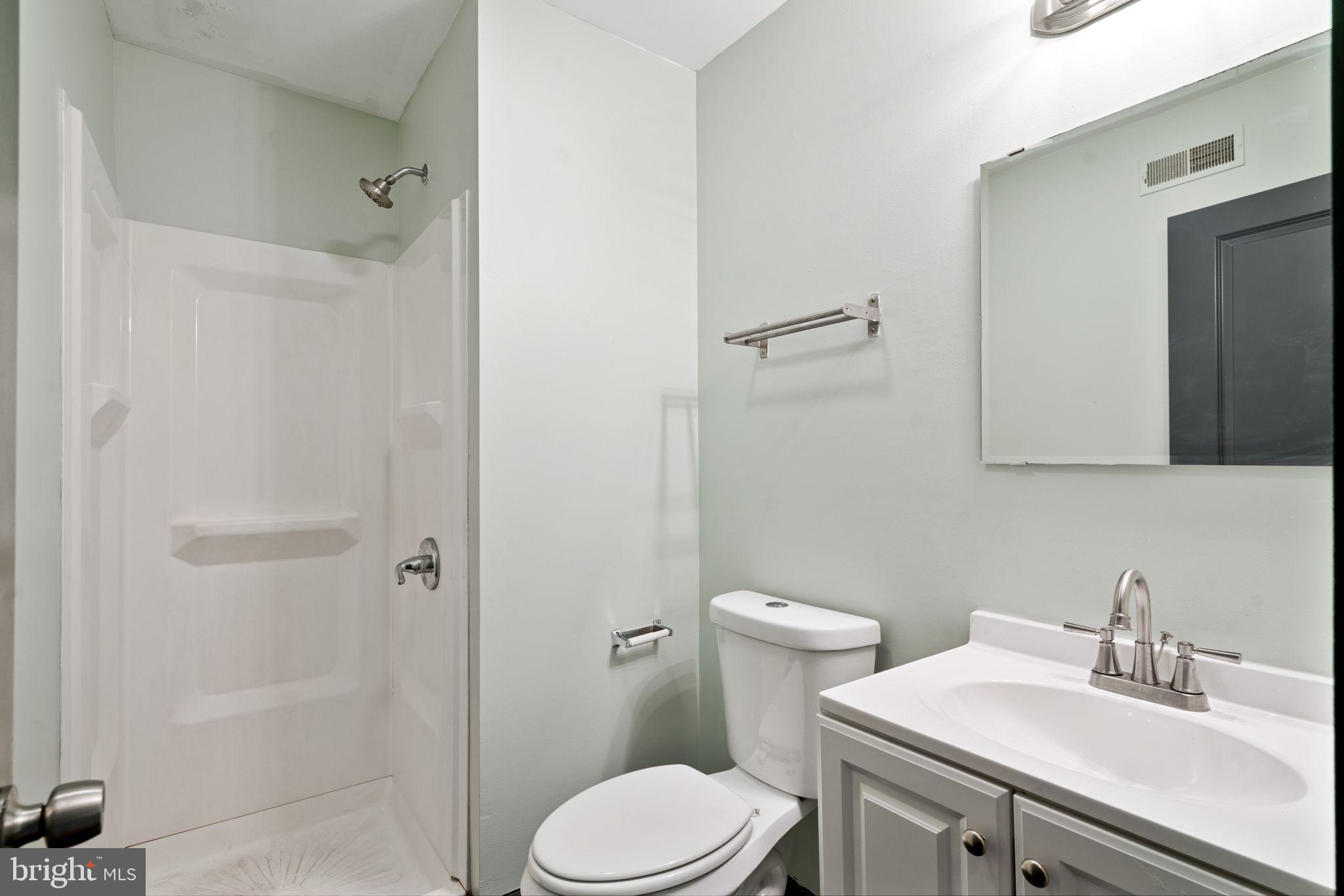 TEMPLE UNIVERSITY - Residential Lease