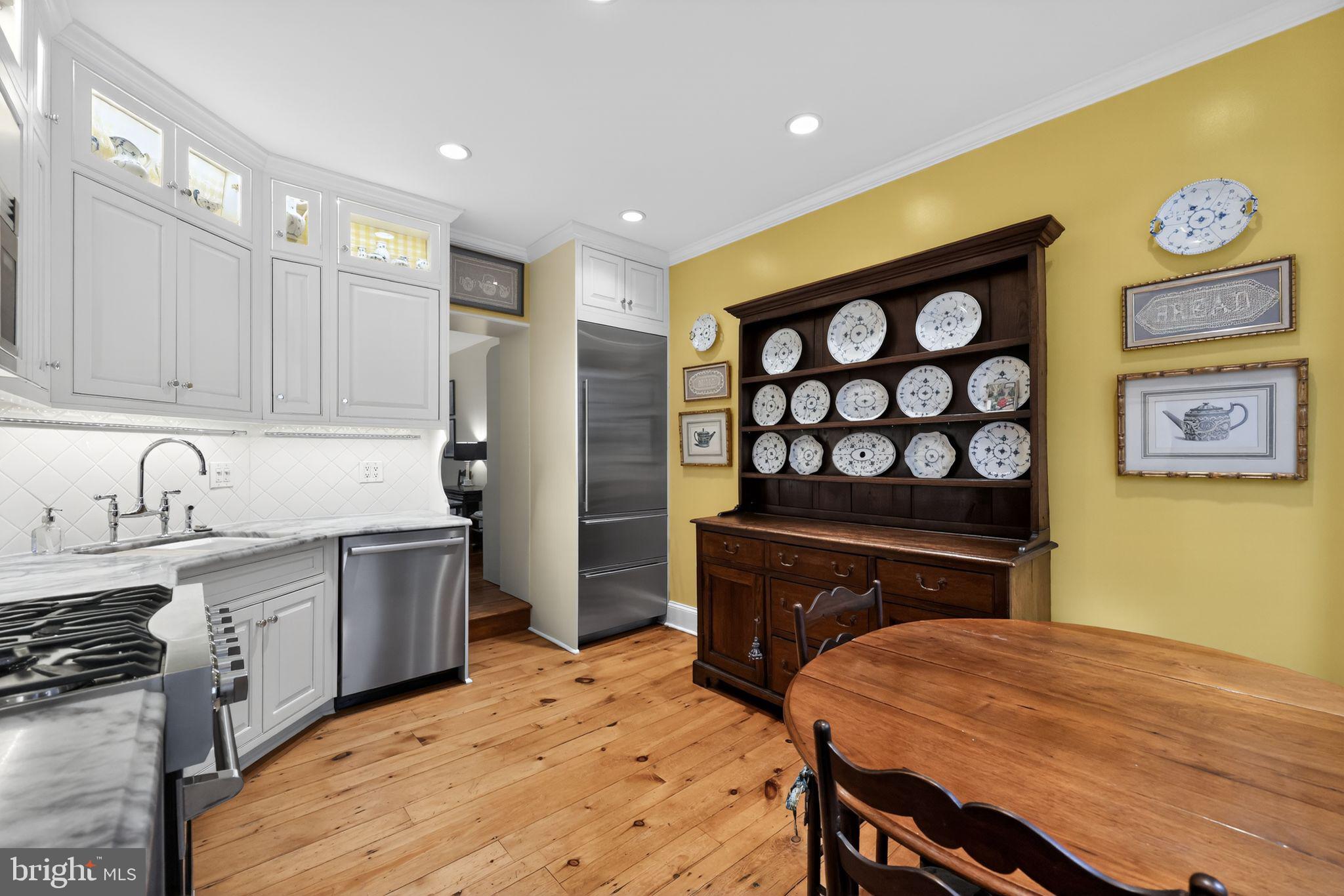 WASHINGTON SQ WEST - Residential