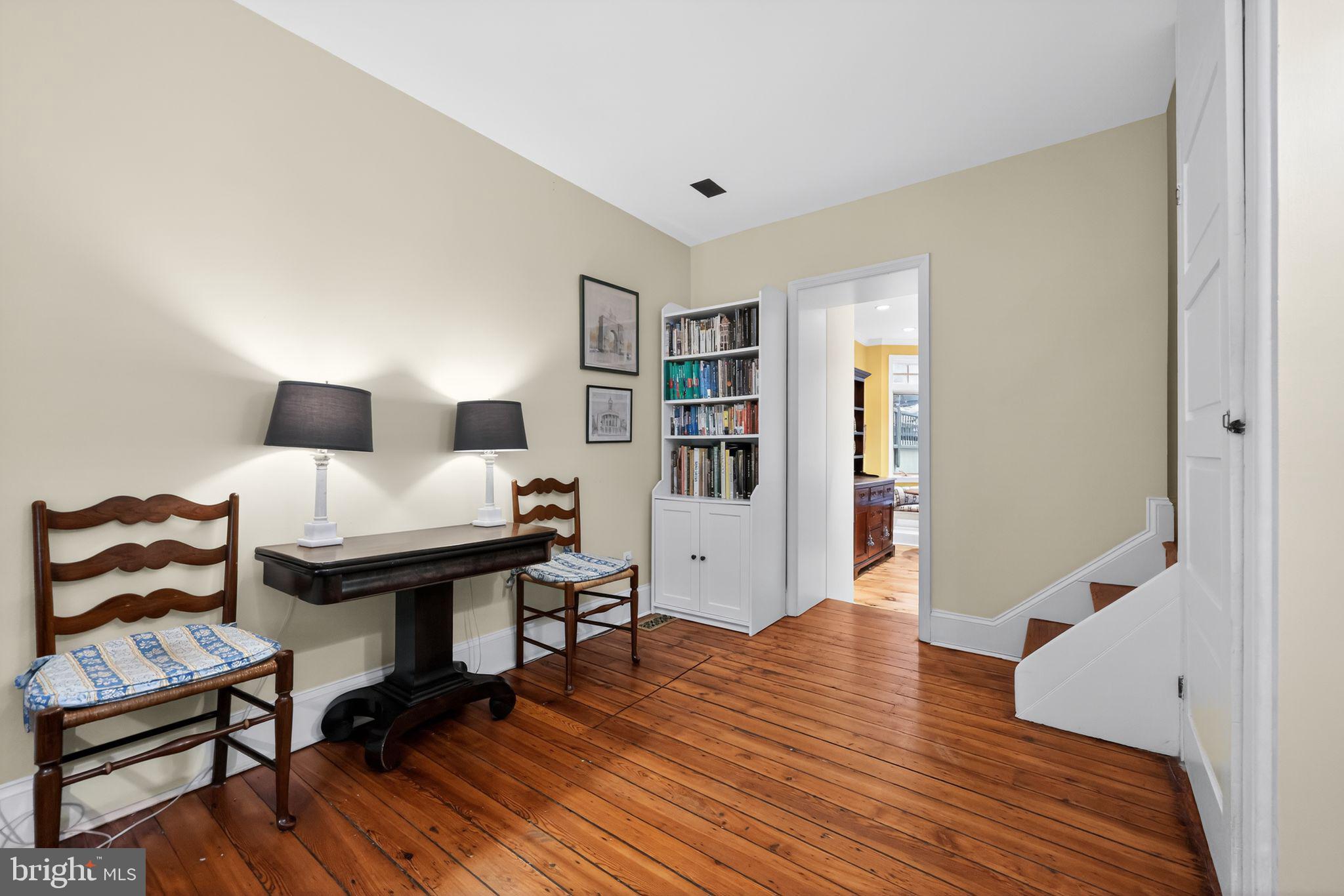 WASHINGTON SQ WEST - Residential