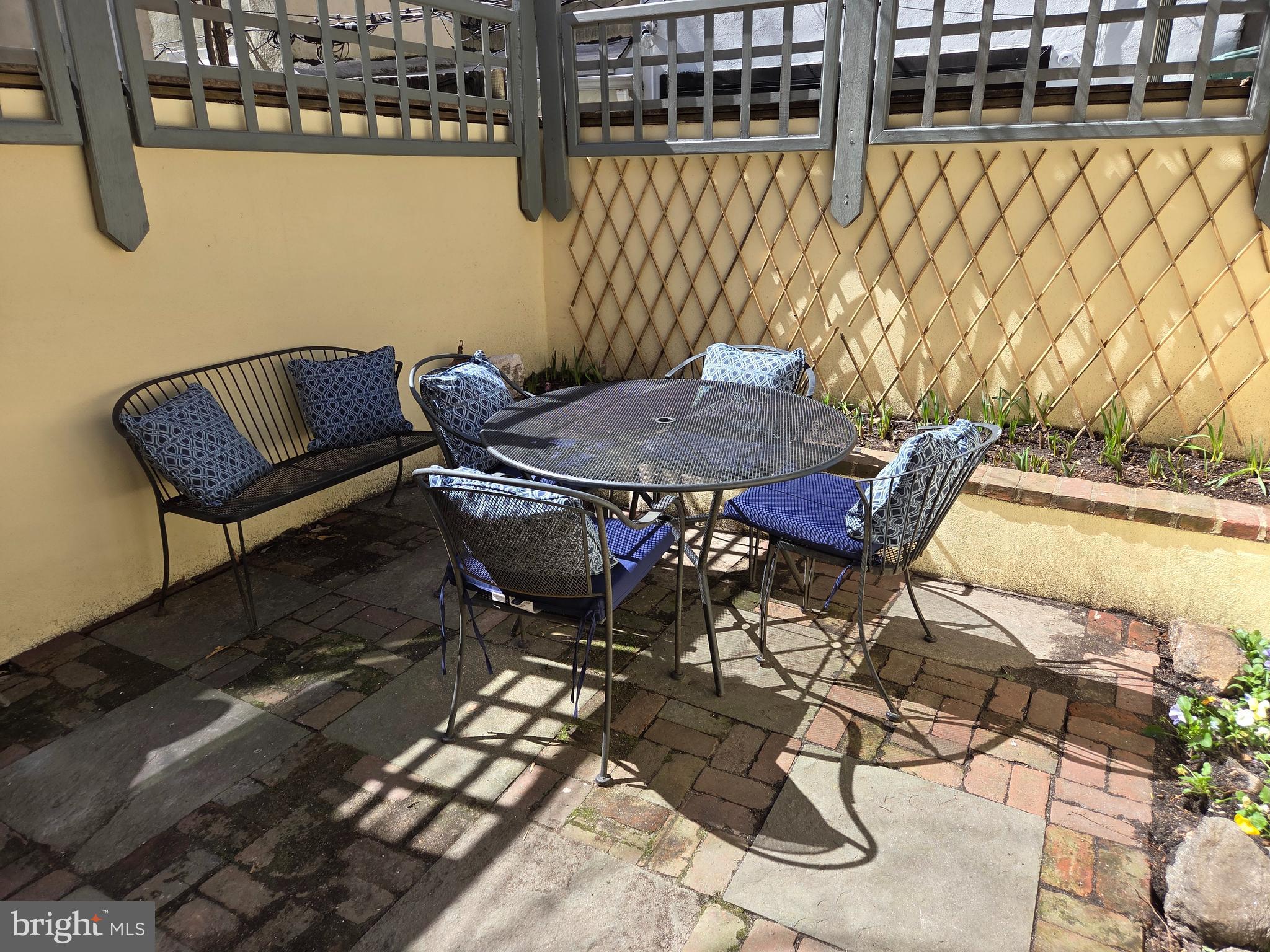 WASHINGTON SQ WEST - Residential