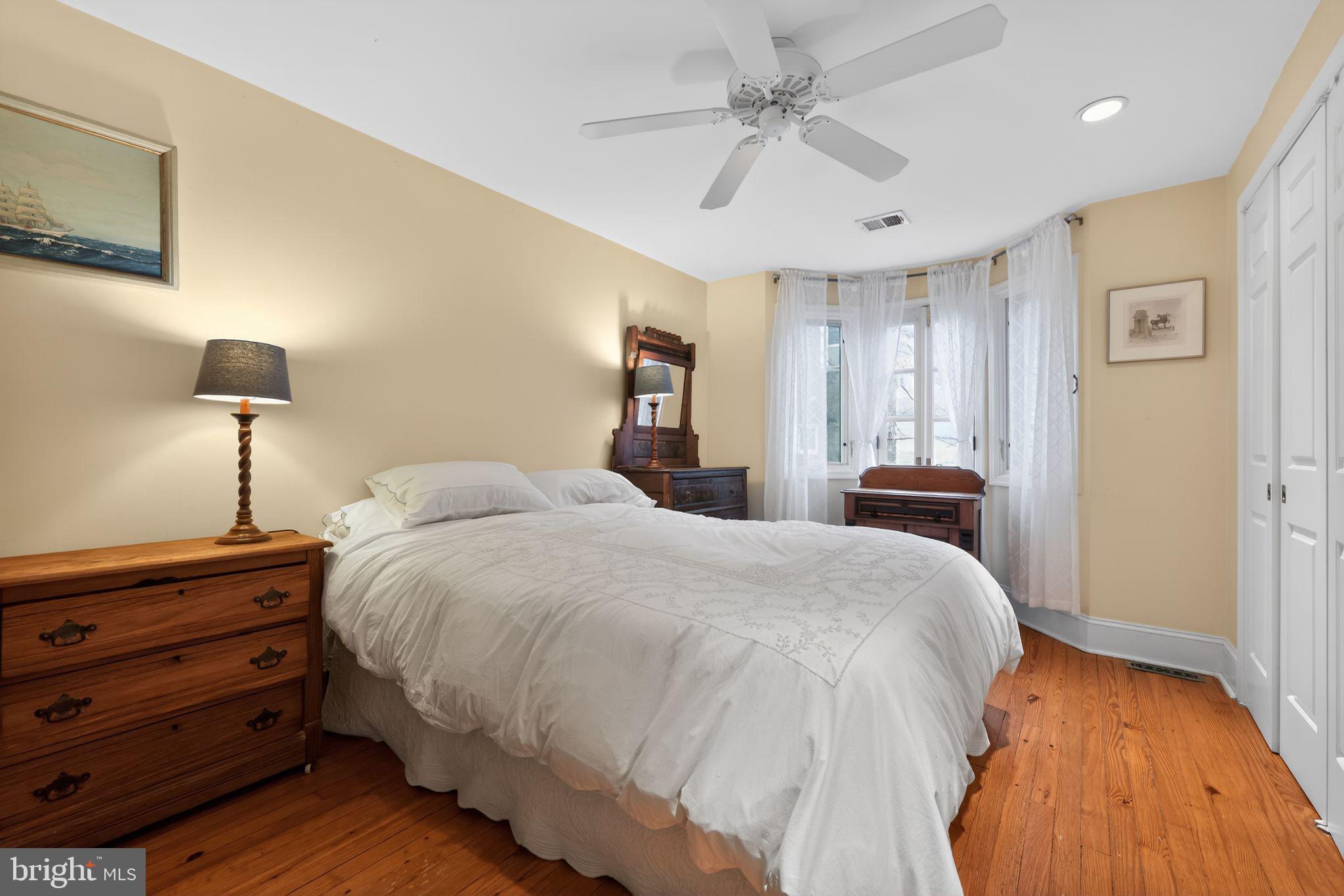 WASHINGTON SQ WEST - Residential