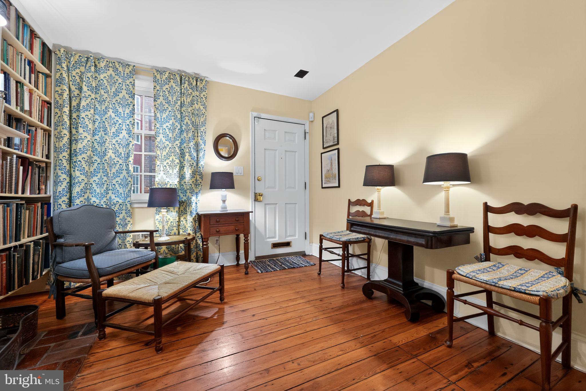 WASHINGTON SQ WEST - Residential