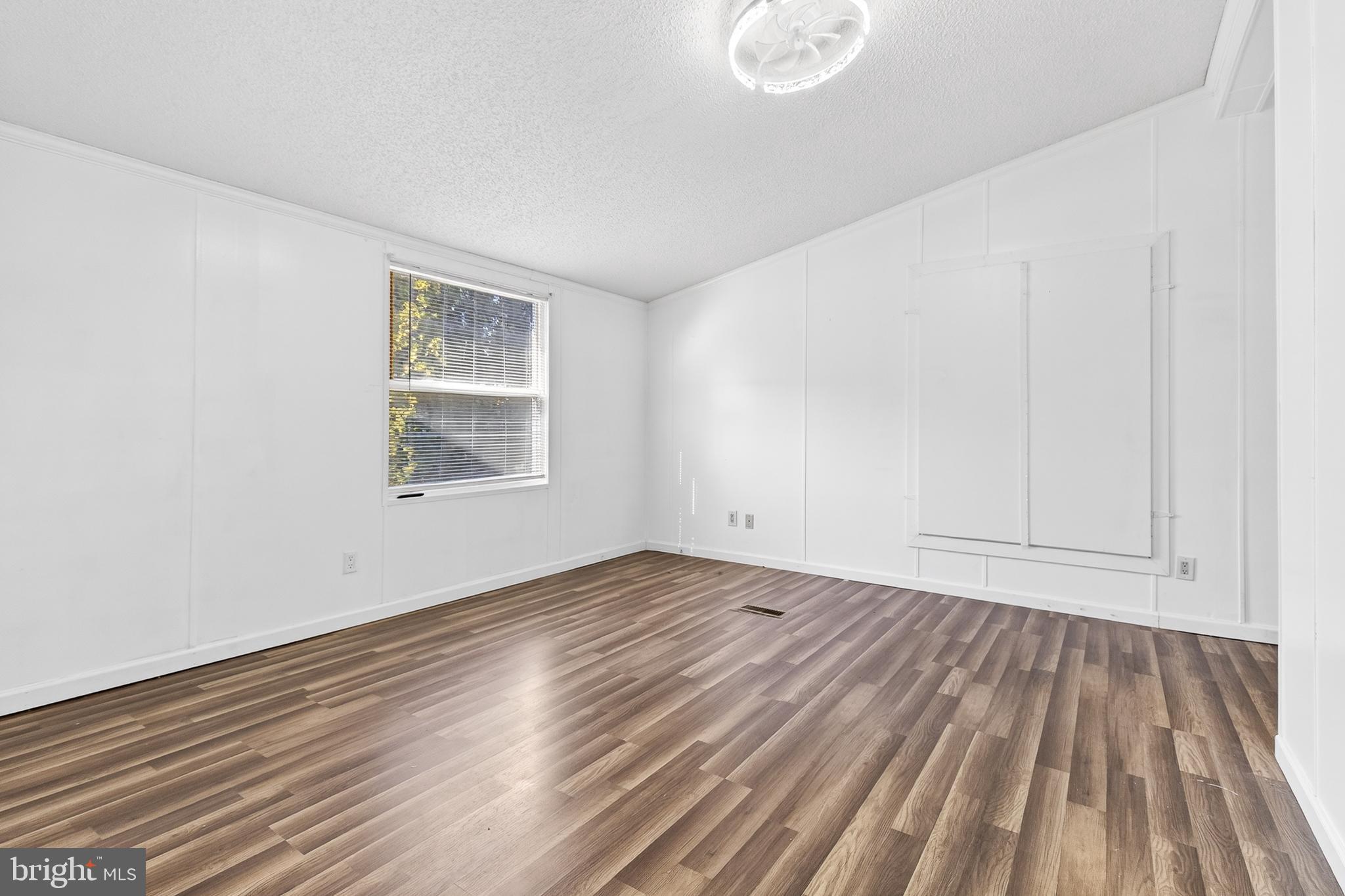 PHEASANT RIDGE MHP - Residential