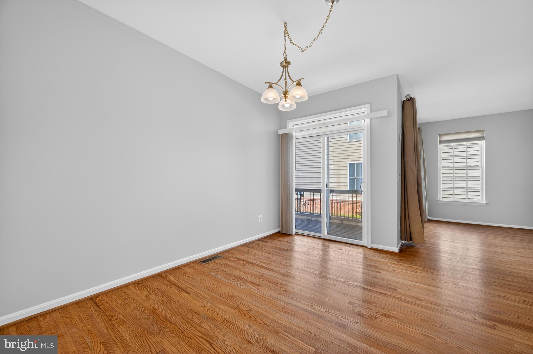 NEW BRISTOW VILLAGE - Residential