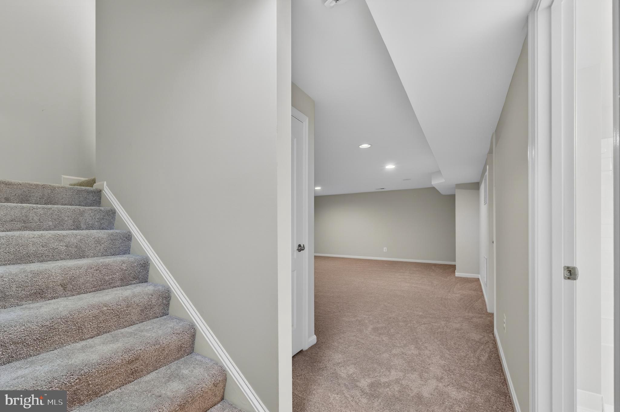 NEW BRISTOW VILLAGE - Residential