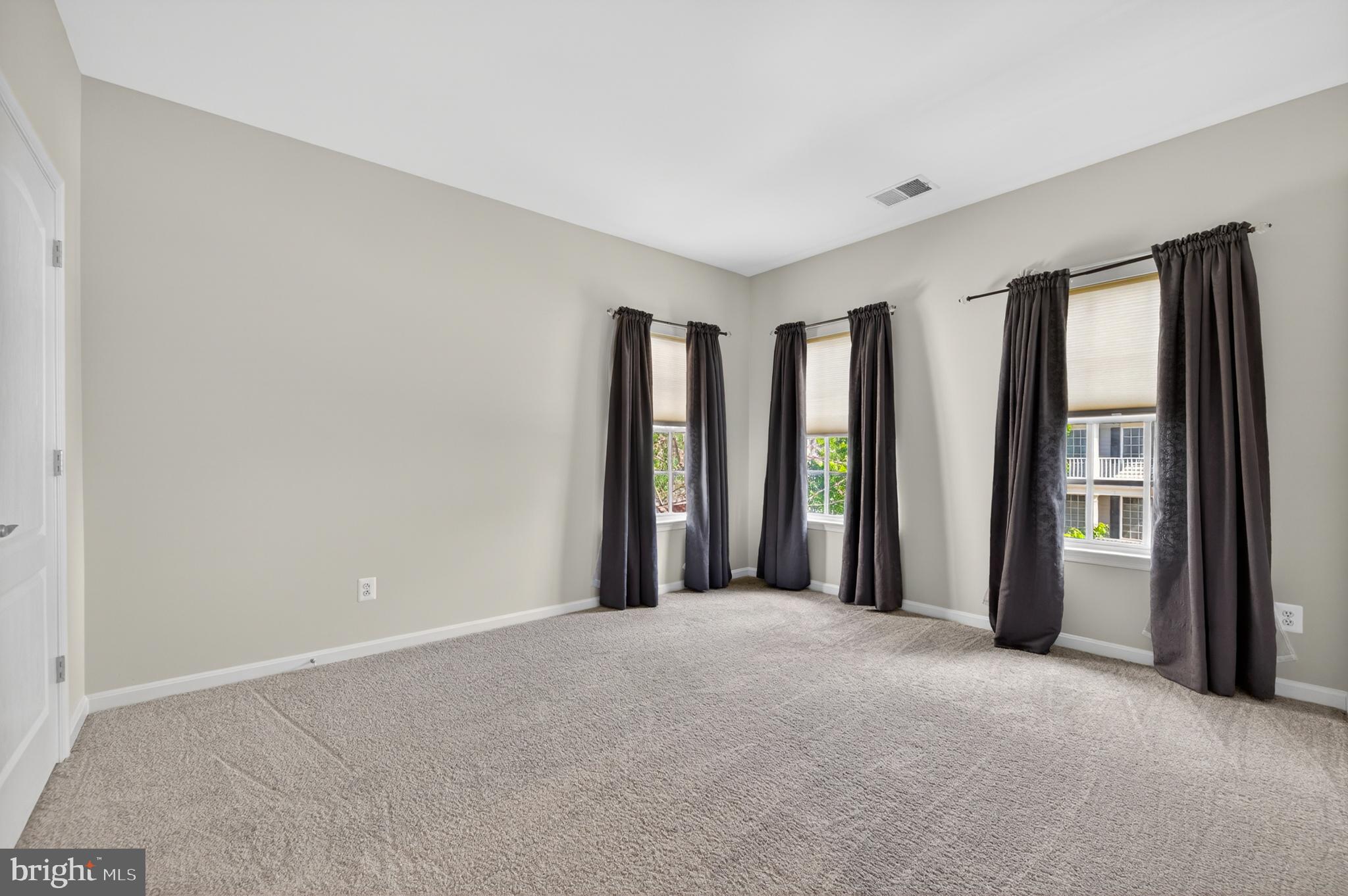 NEW BRISTOW VILLAGE - Residential