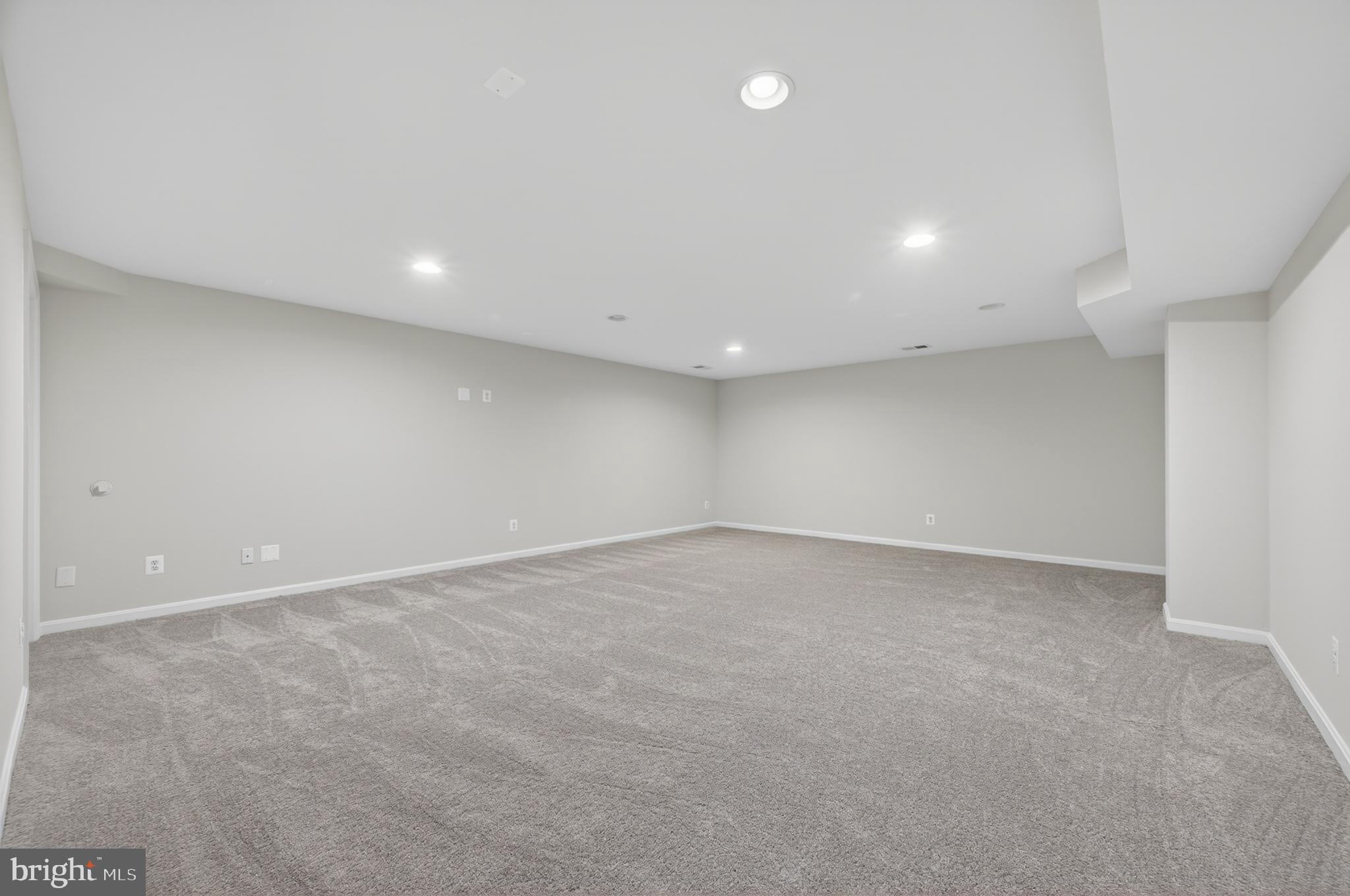 NEW BRISTOW VILLAGE - Residential