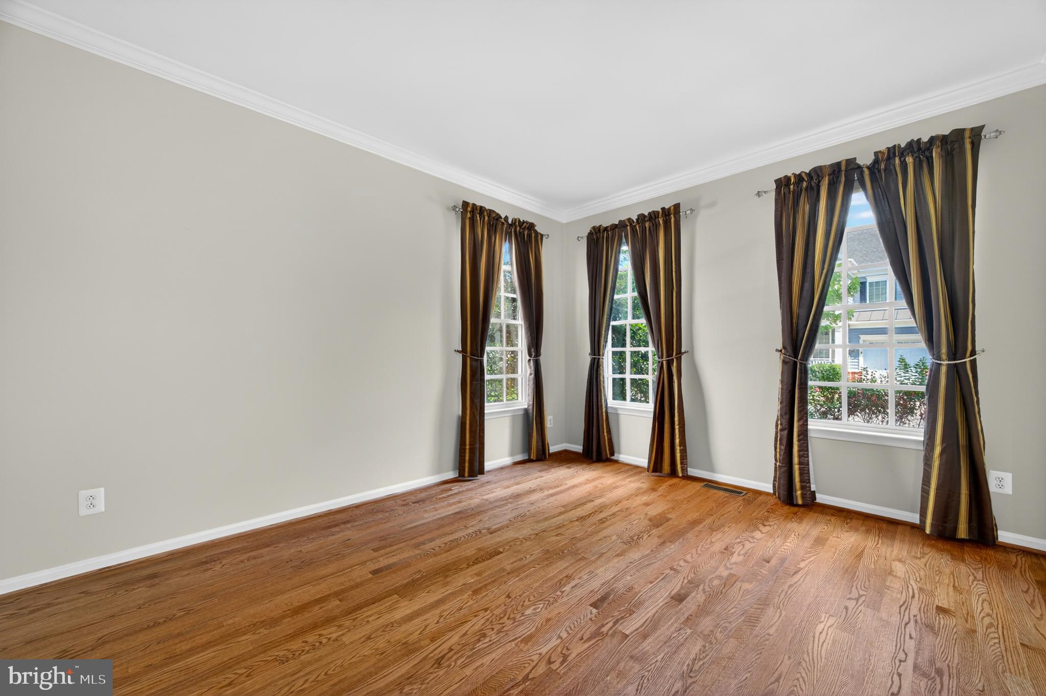 NEW BRISTOW VILLAGE - Residential