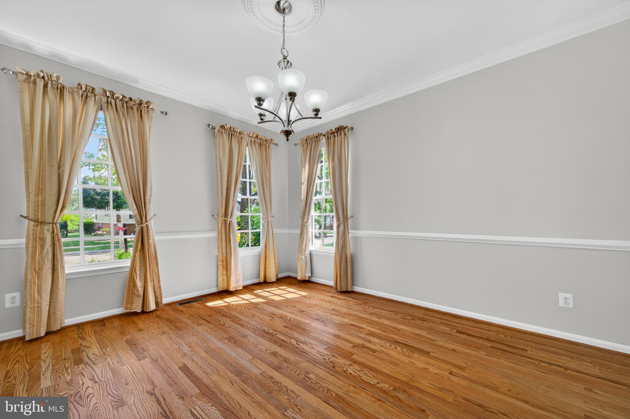 NEW BRISTOW VILLAGE - Residential