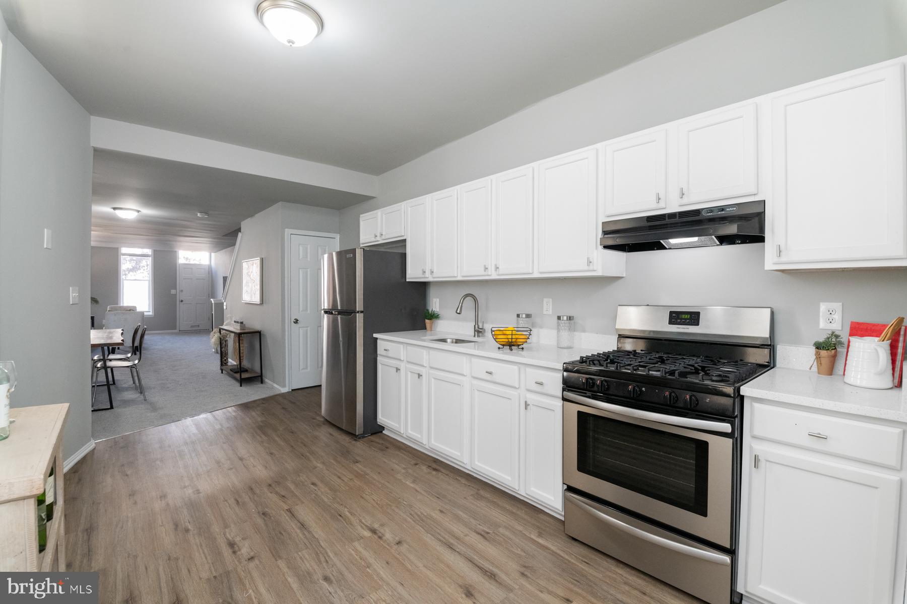 MIDDLE EAST - Residential