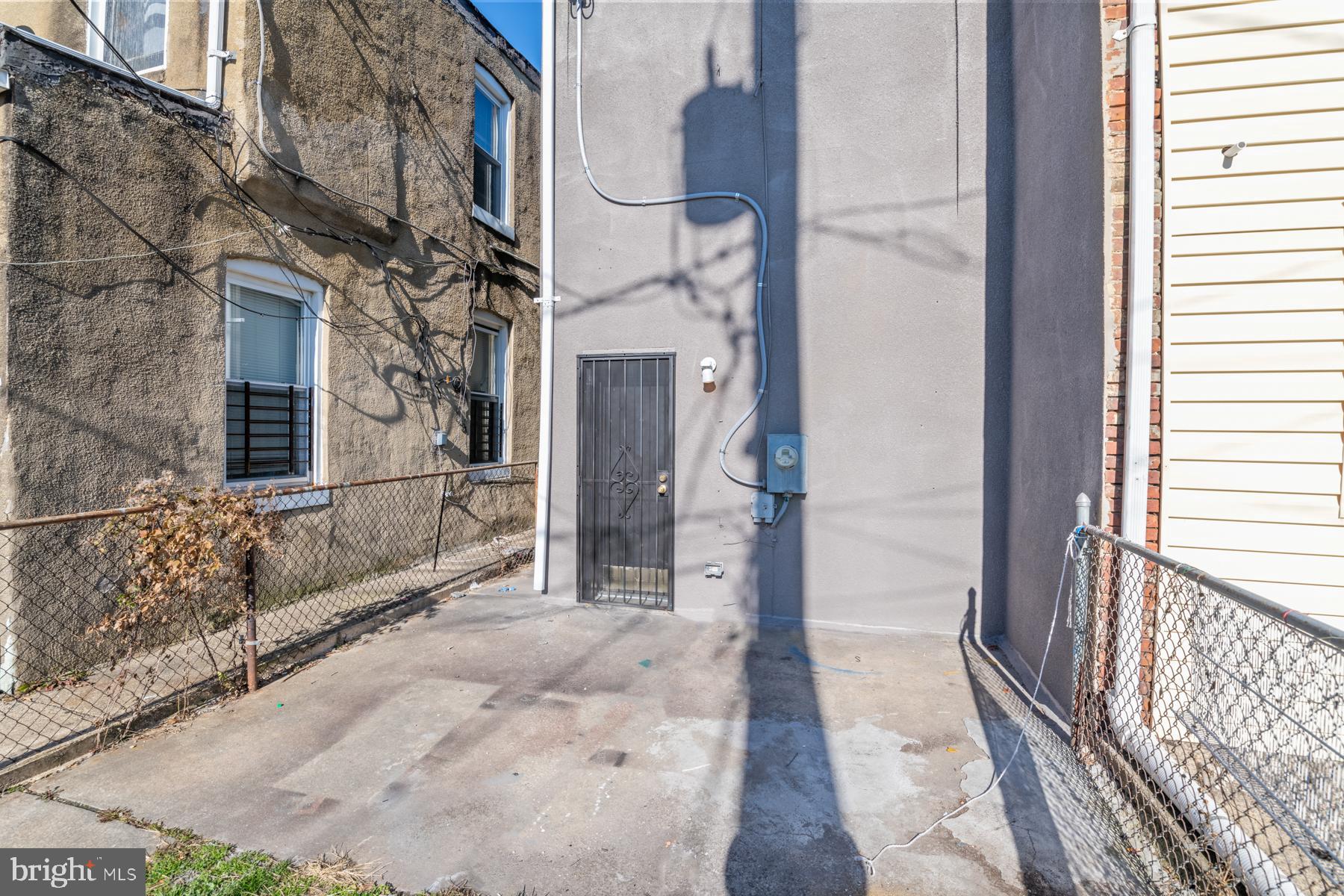 MIDDLE EAST - Residential