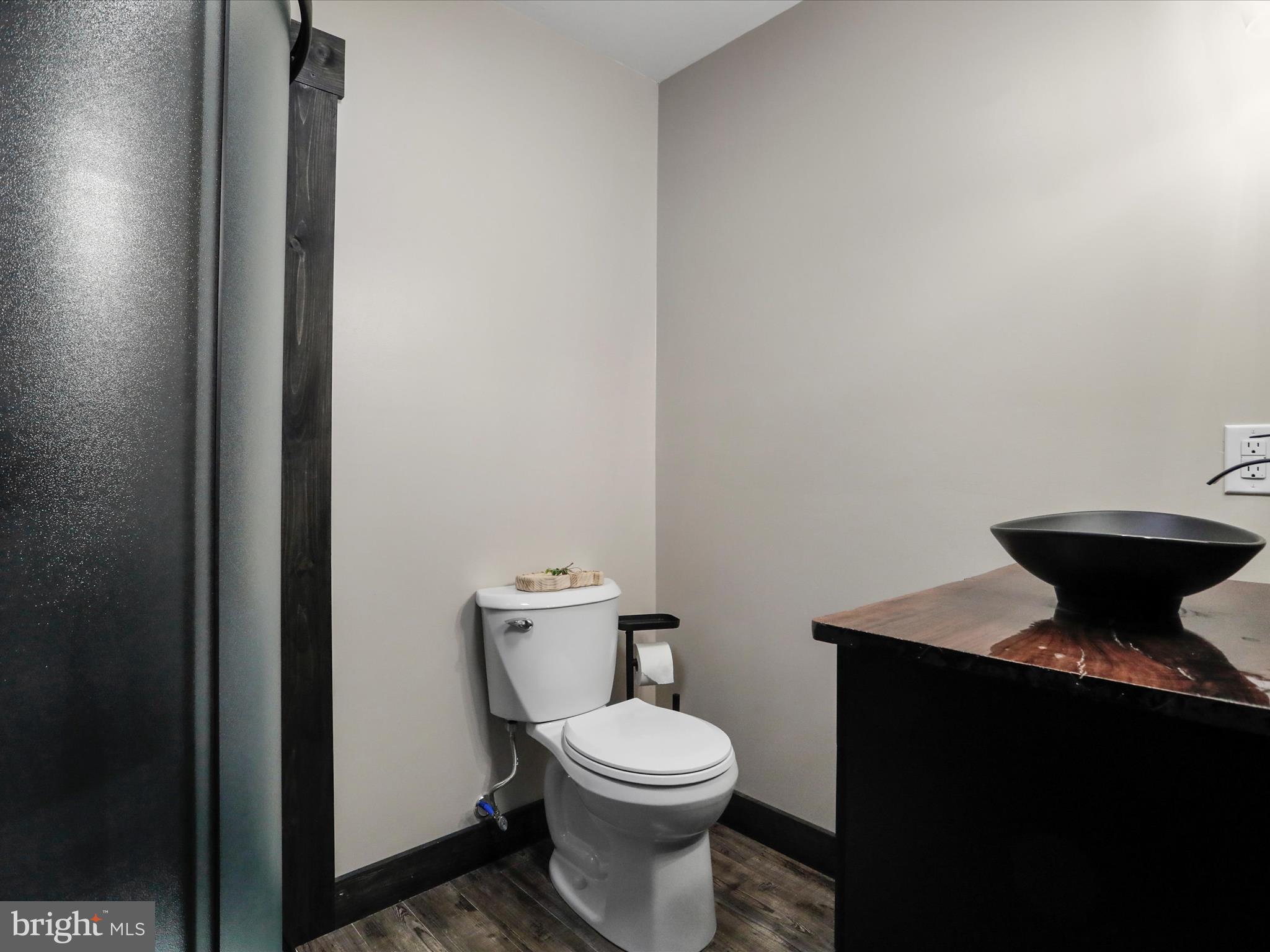 COMMUNITY KNOLLS - Residential