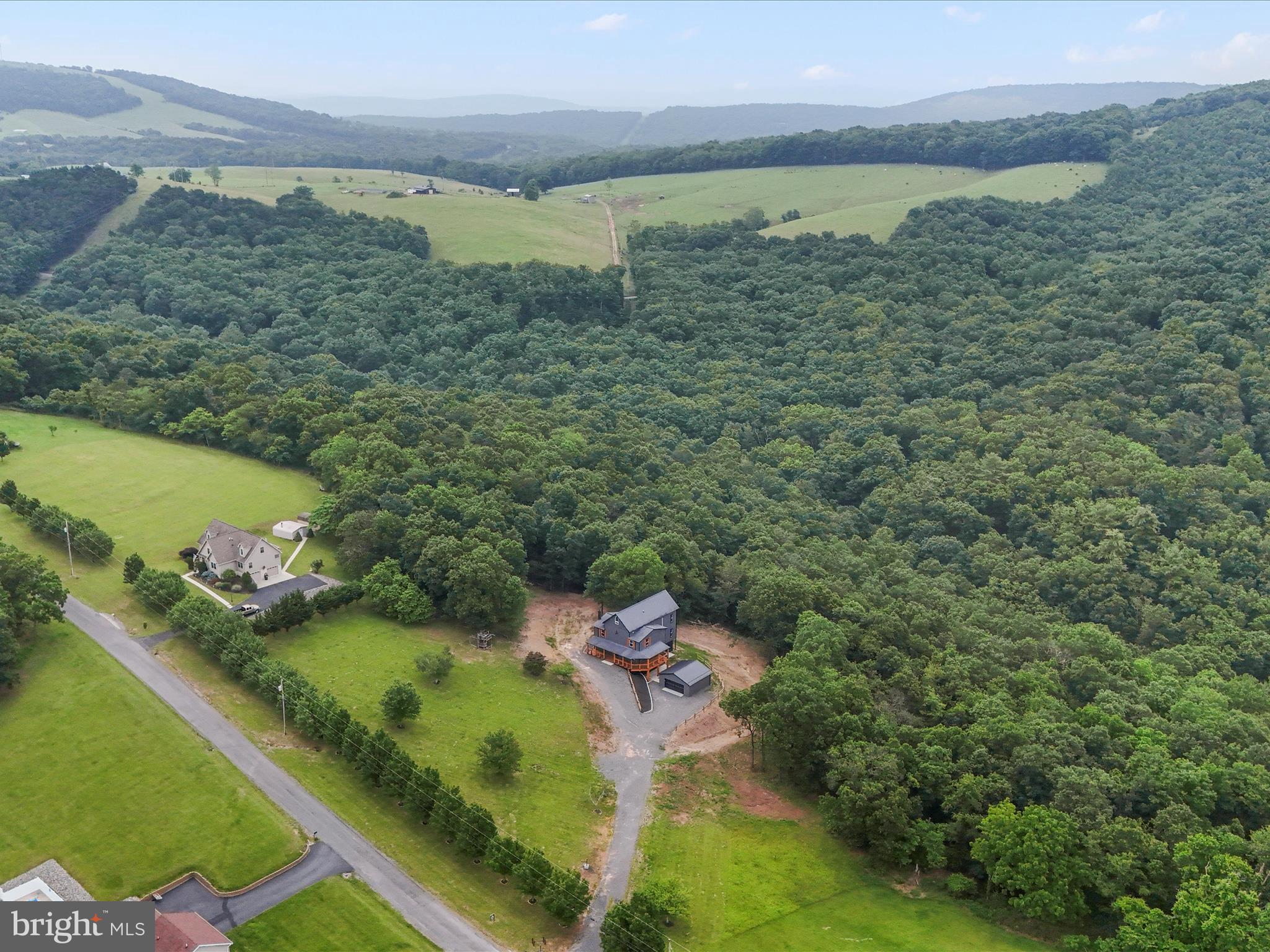 COMMUNITY KNOLLS - Residential