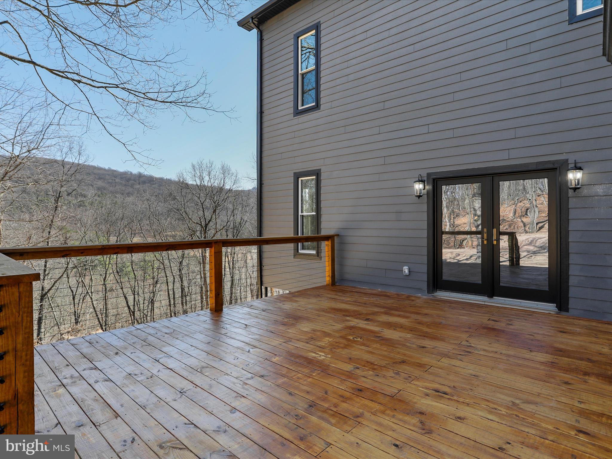 COMMUNITY KNOLLS - Residential